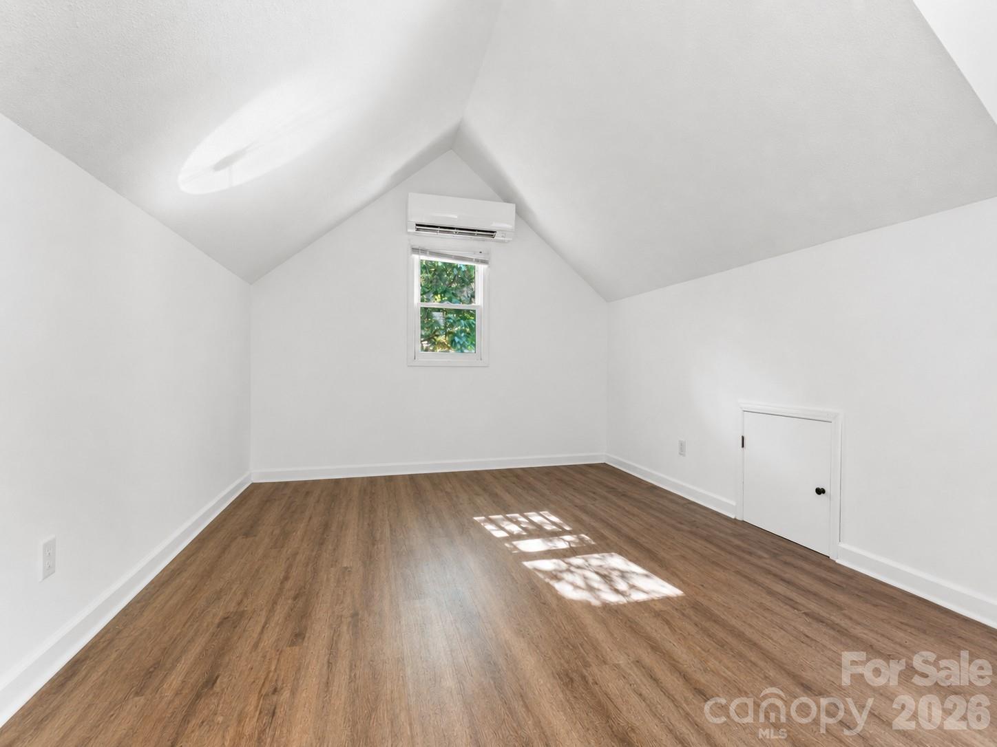 58 Pittman Road Property Photo 8