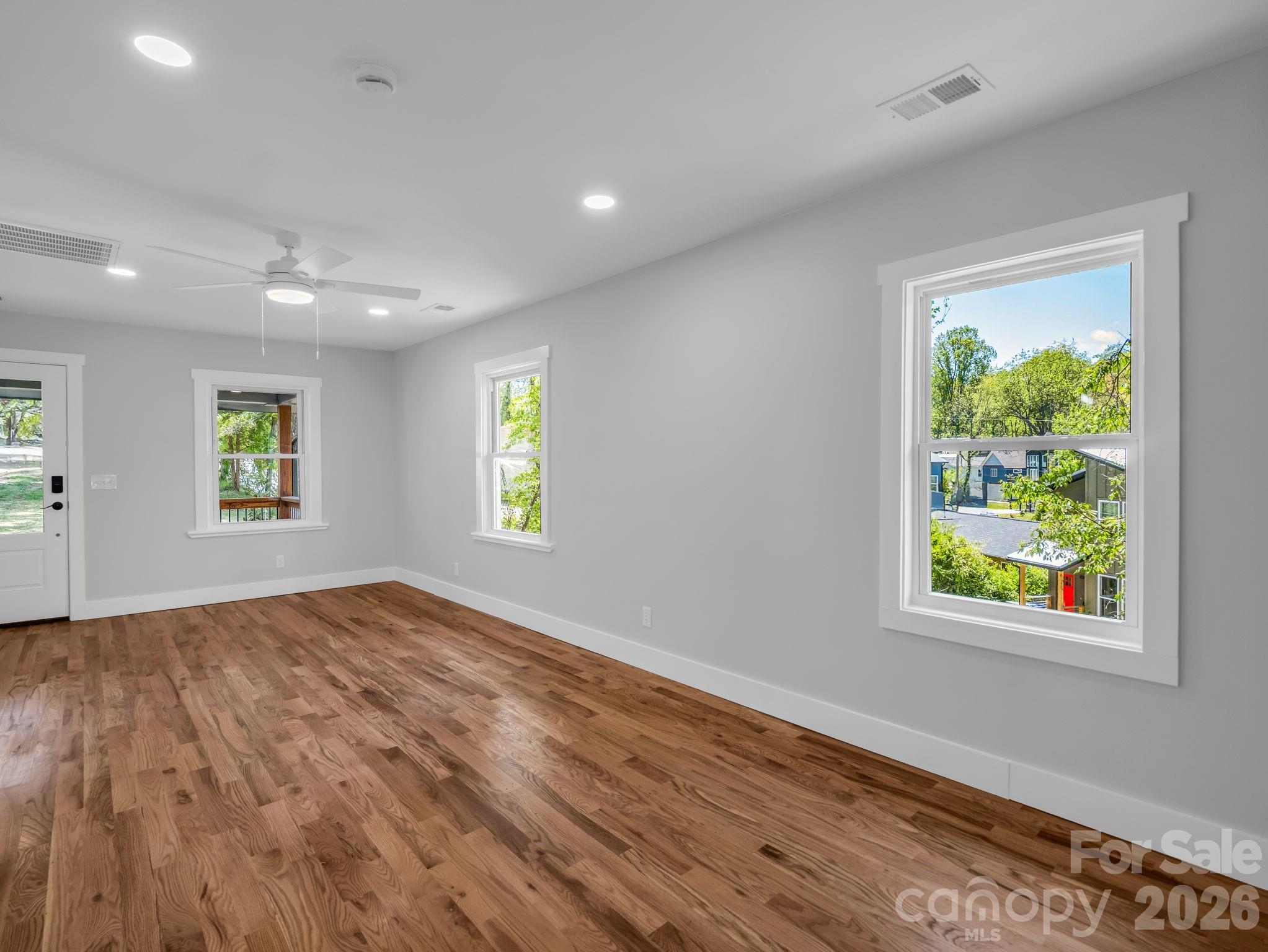 18 Worley Place Property Photo 6