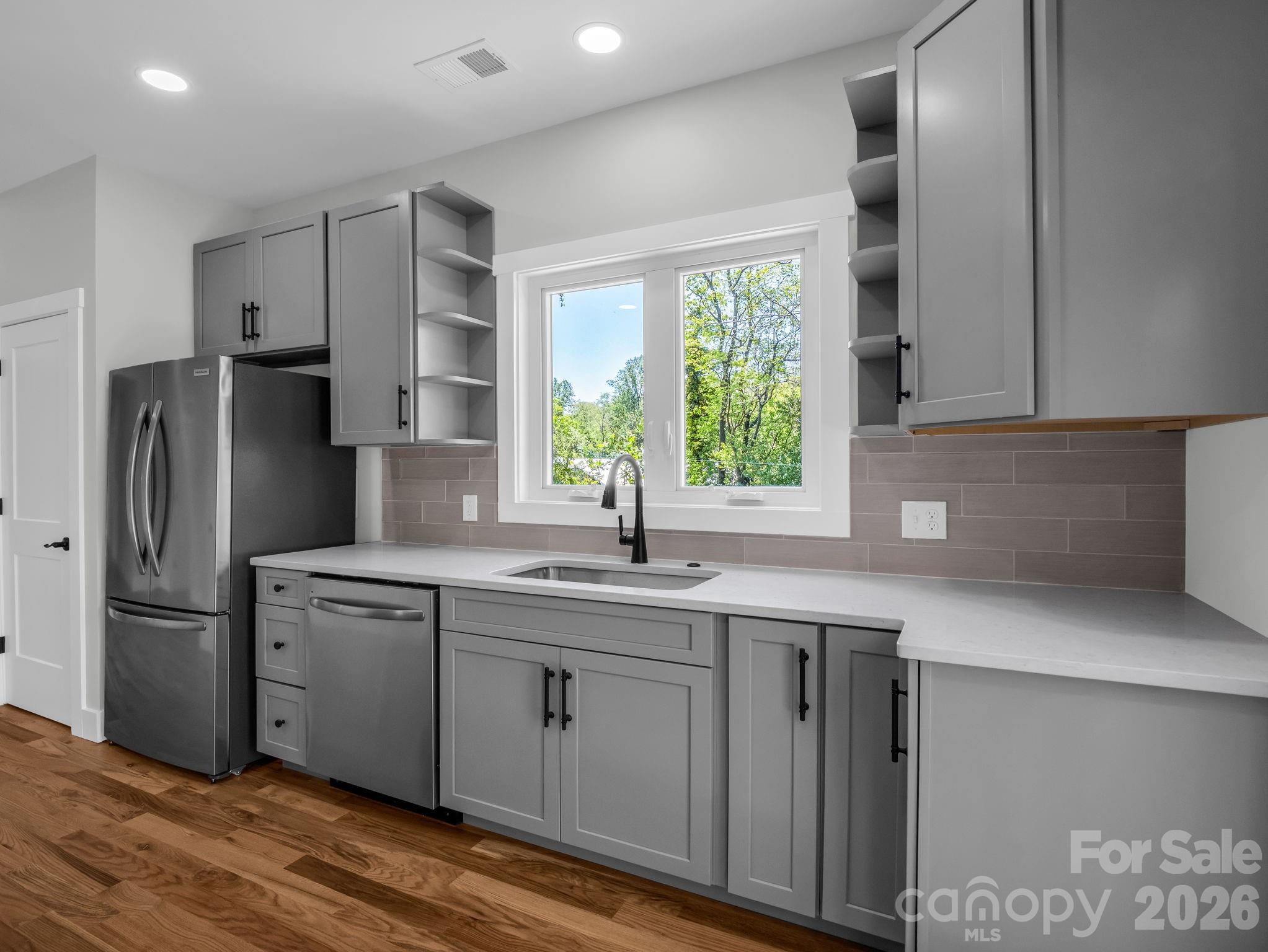 18 Worley Place Property Photo 13