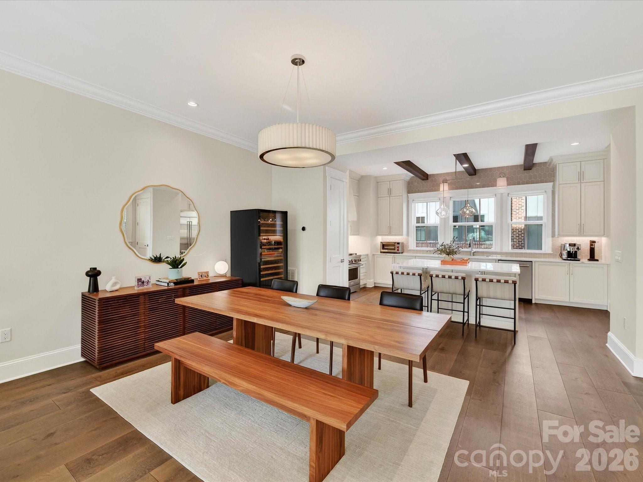 3074 Selwyn Avenue Property Photo 13
