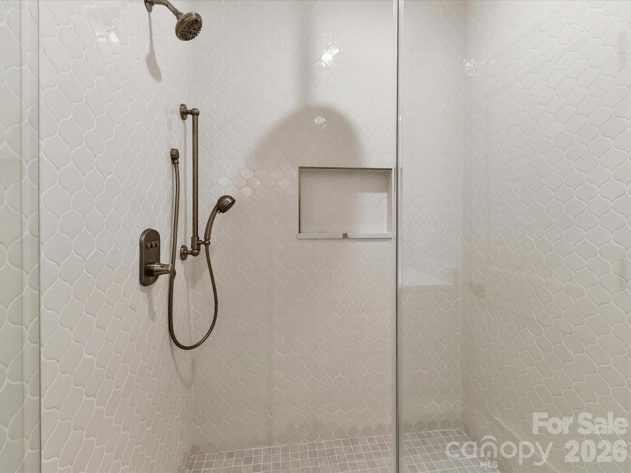 3074 Selwyn Avenue Property Photo 24