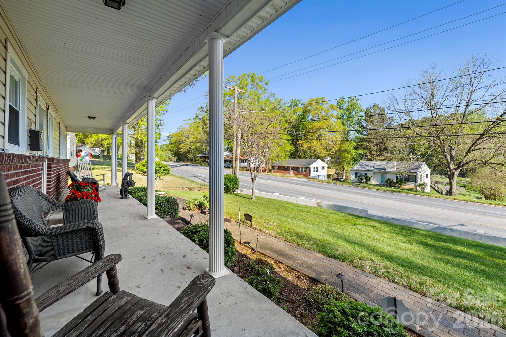 839 W Garrison Boulevard Property Photo 5