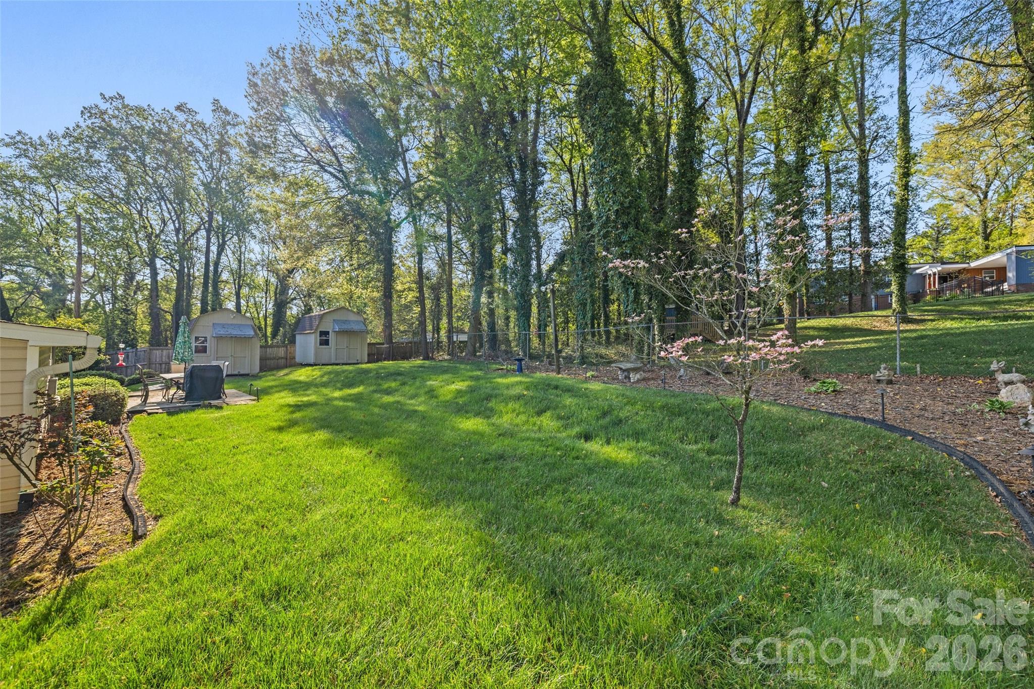 839 W Garrison Boulevard Property Photo 8