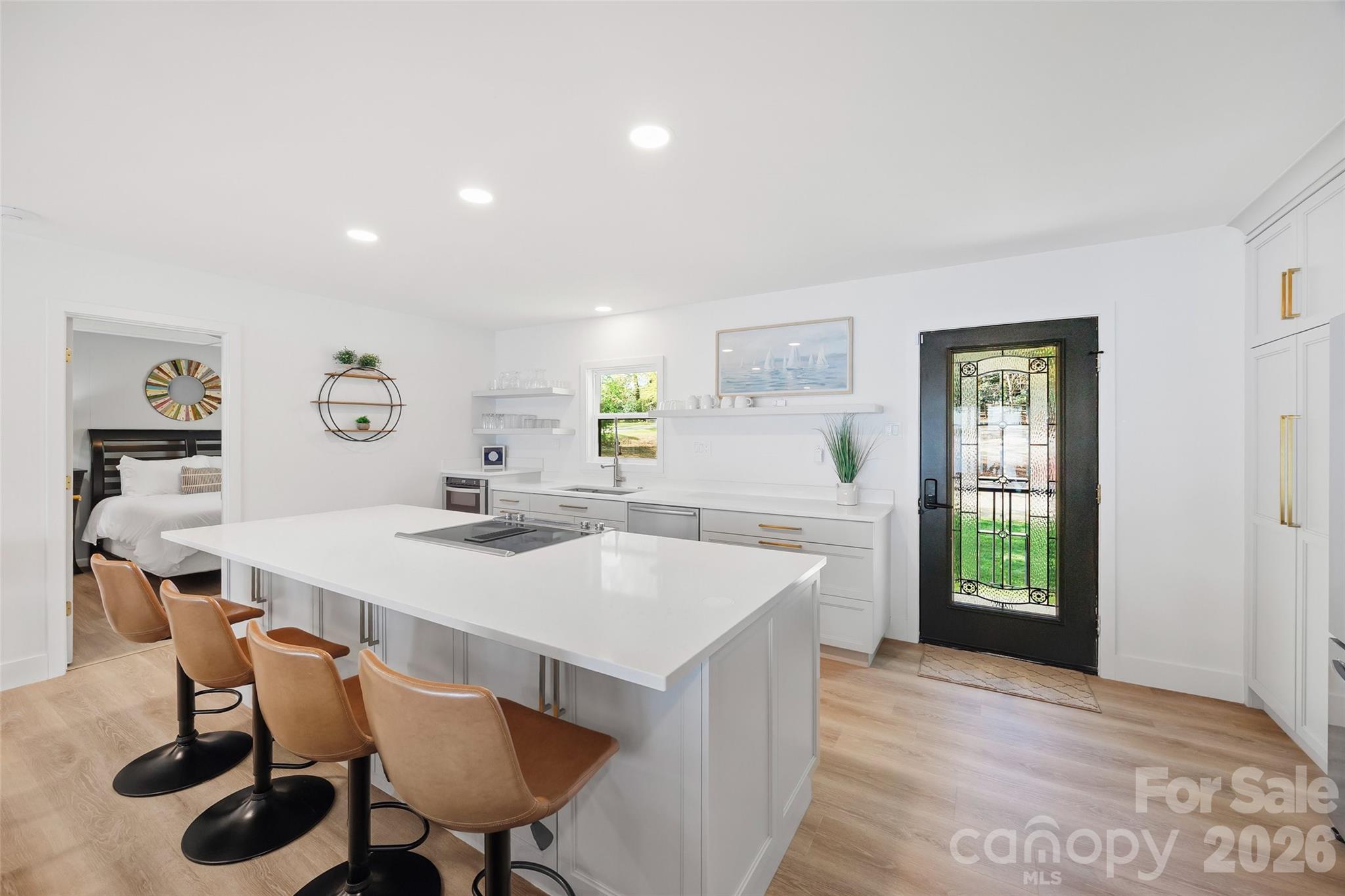 5280 Masons Ferry Road Property Photo 6