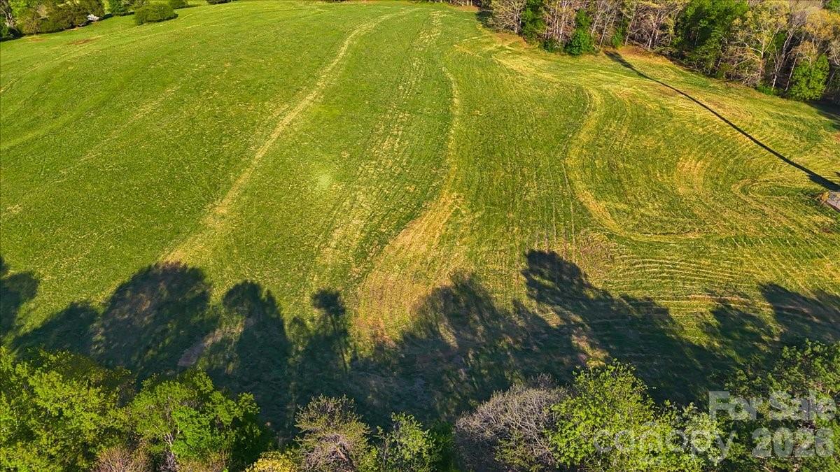 2923 Doc Pugh Road Property Photo 5