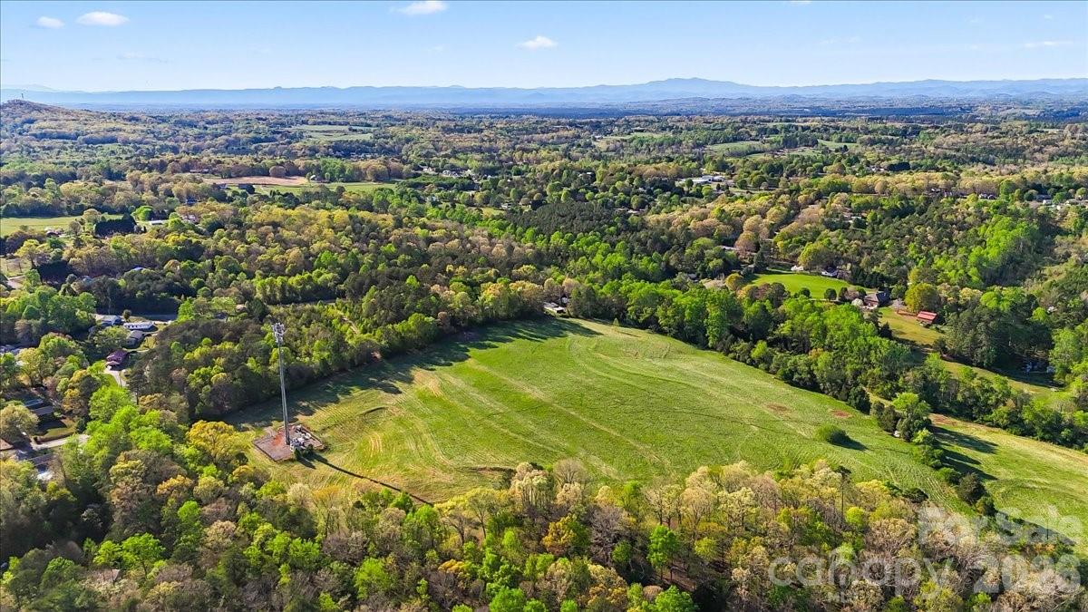 2923 Doc Pugh Road Property Photo 7