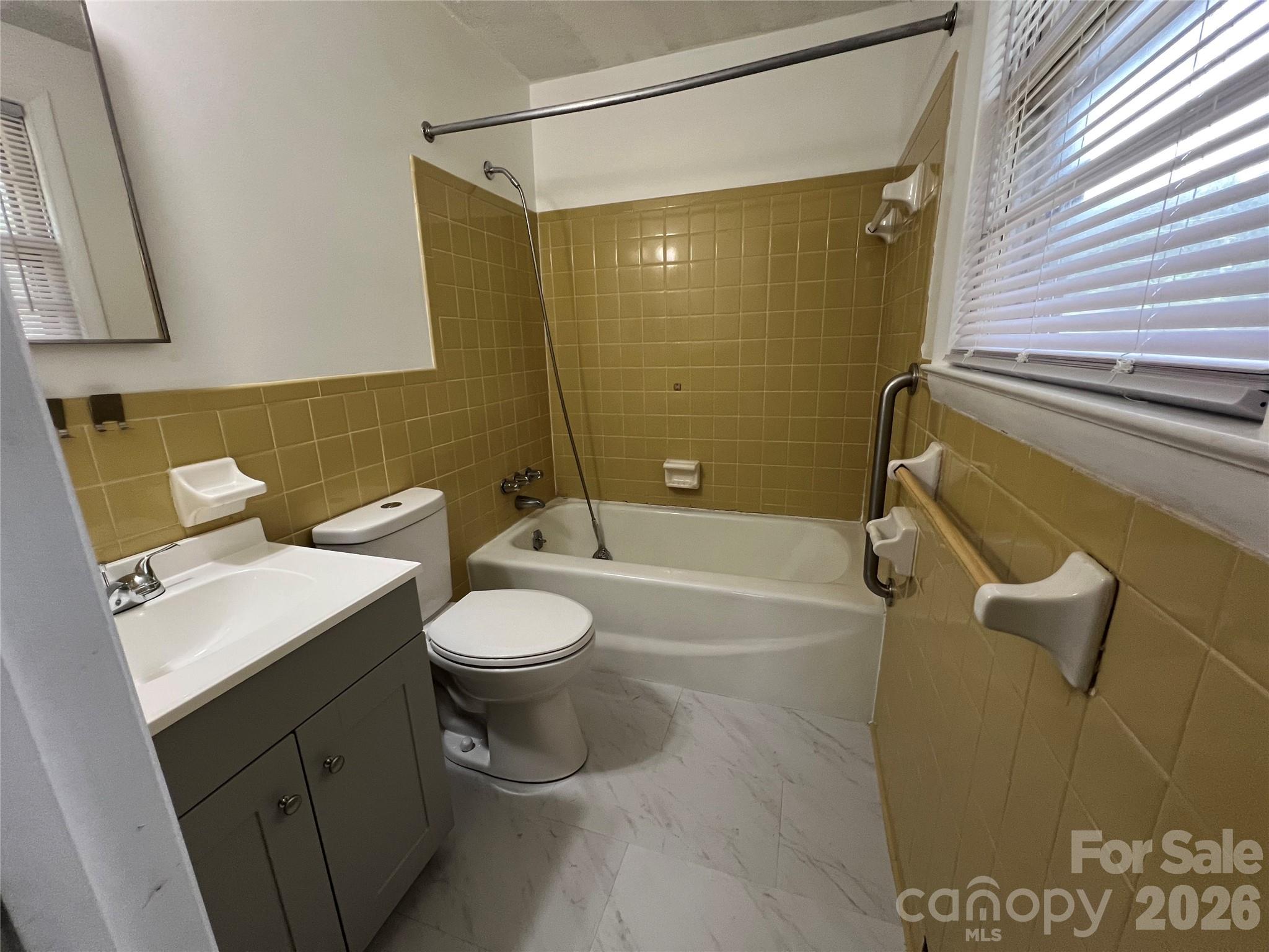 649 Pine Street Extension Property Photo 29