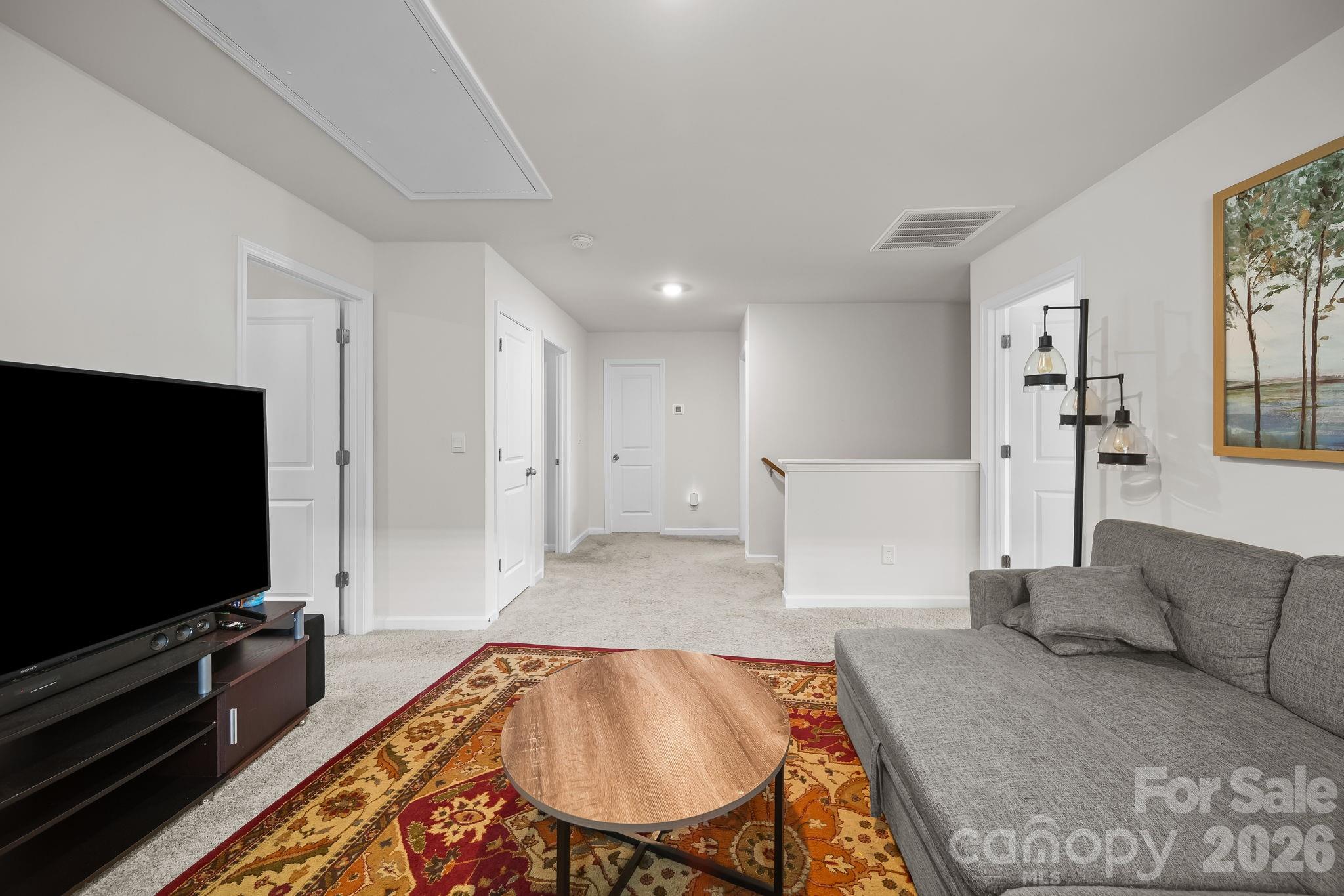 2130 Eastway Drive Property Photo 18