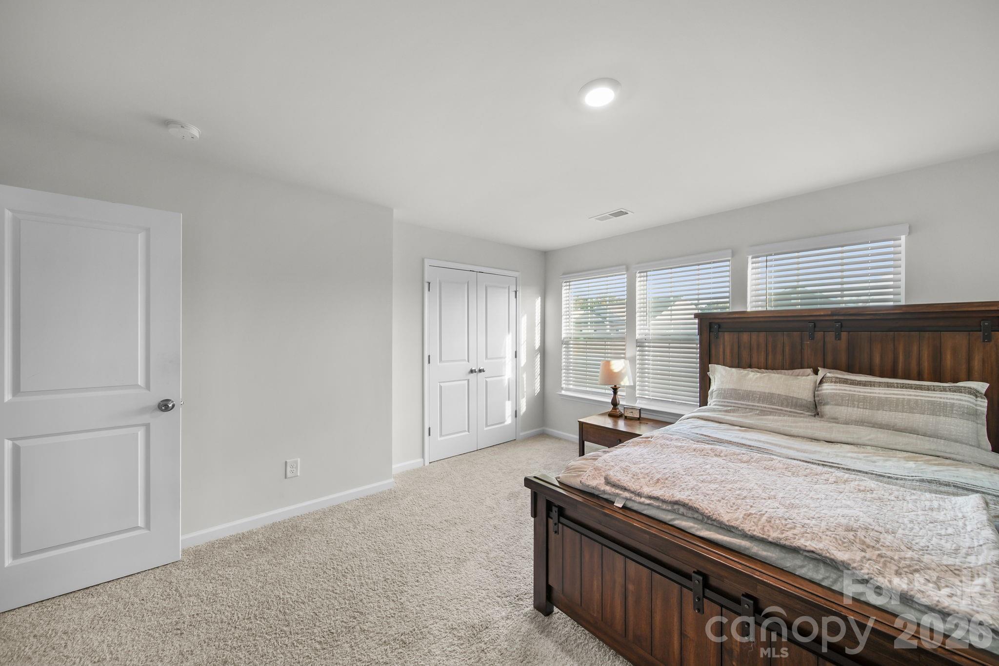 2130 Eastway Drive Property Photo 27
