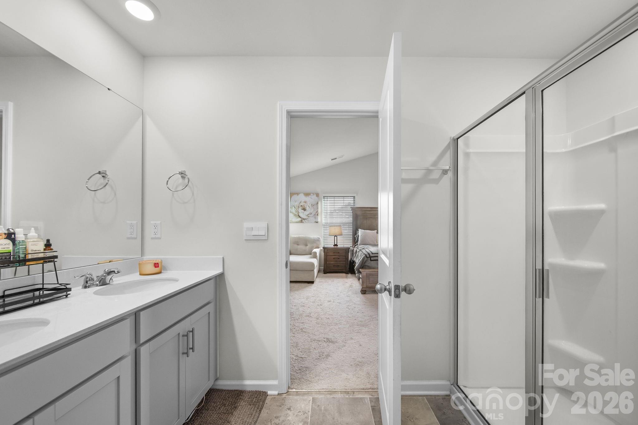2130 Eastway Drive Property Photo 31