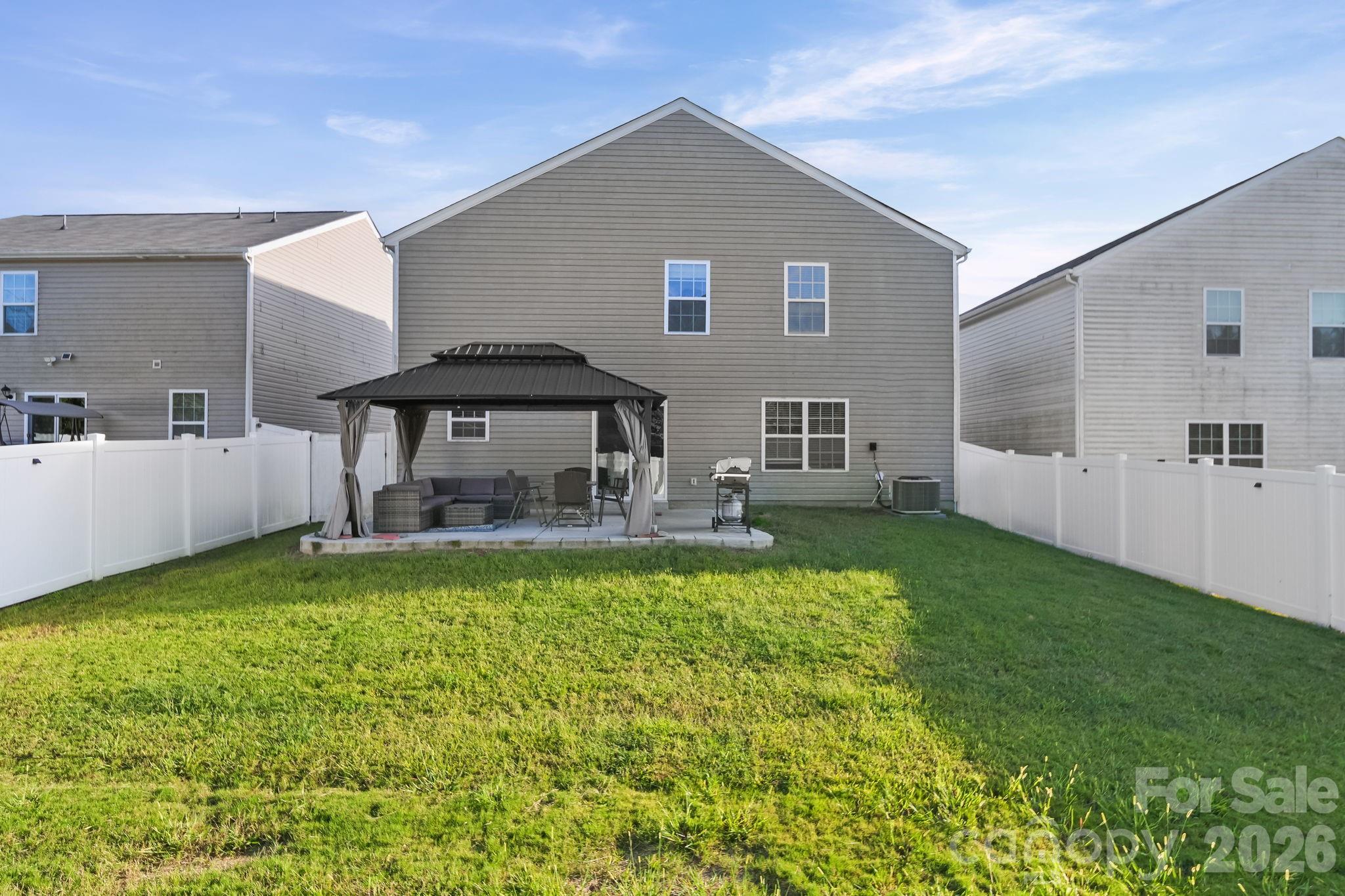 2130 Eastway Drive Property Photo 36
