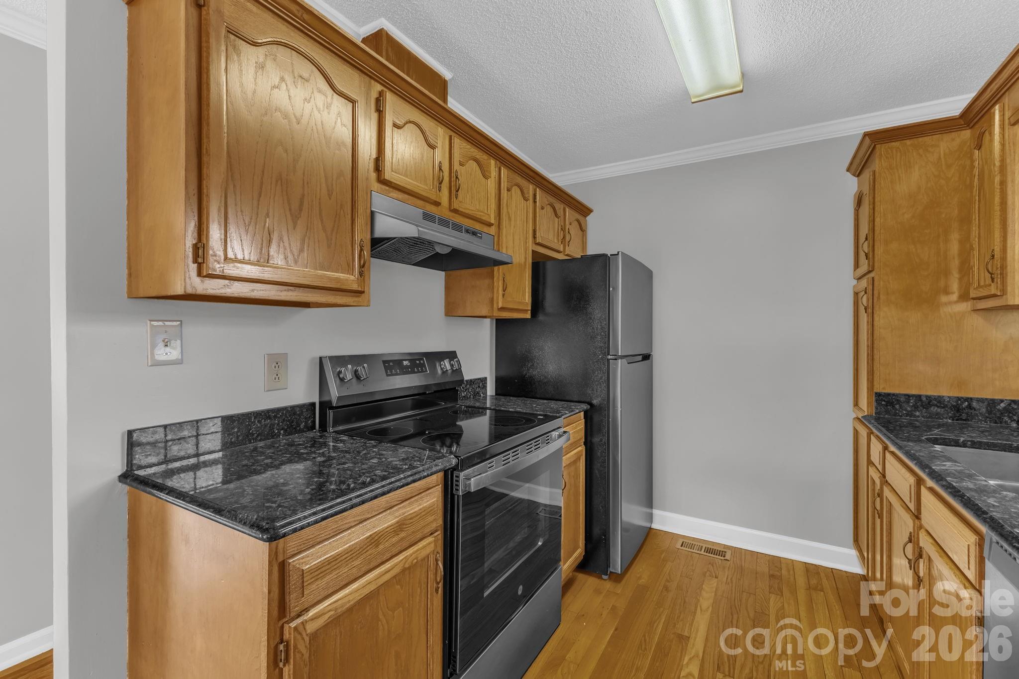 147 Elkwood Road Property Photo 5