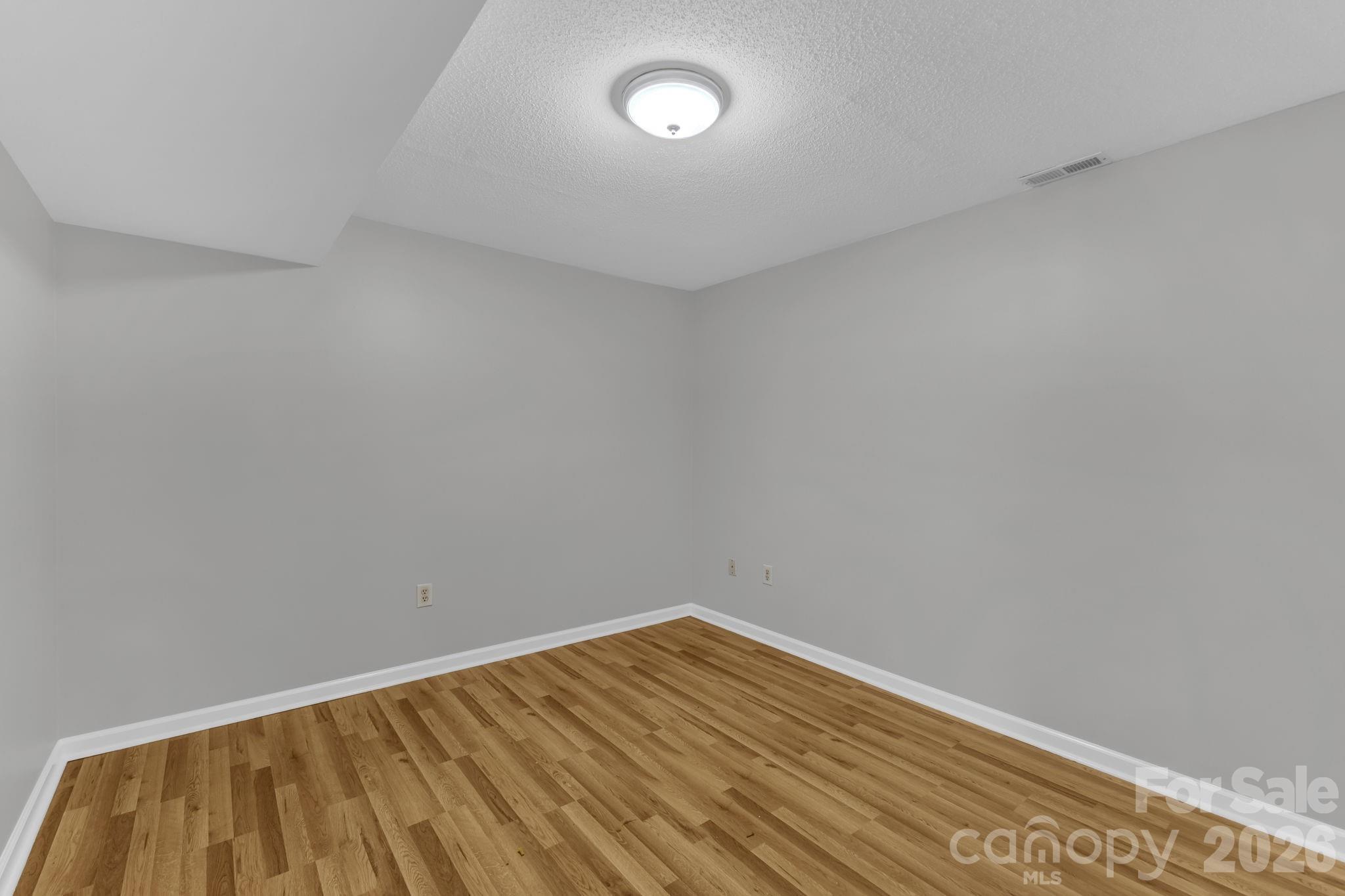 147 Elkwood Road Property Photo 21