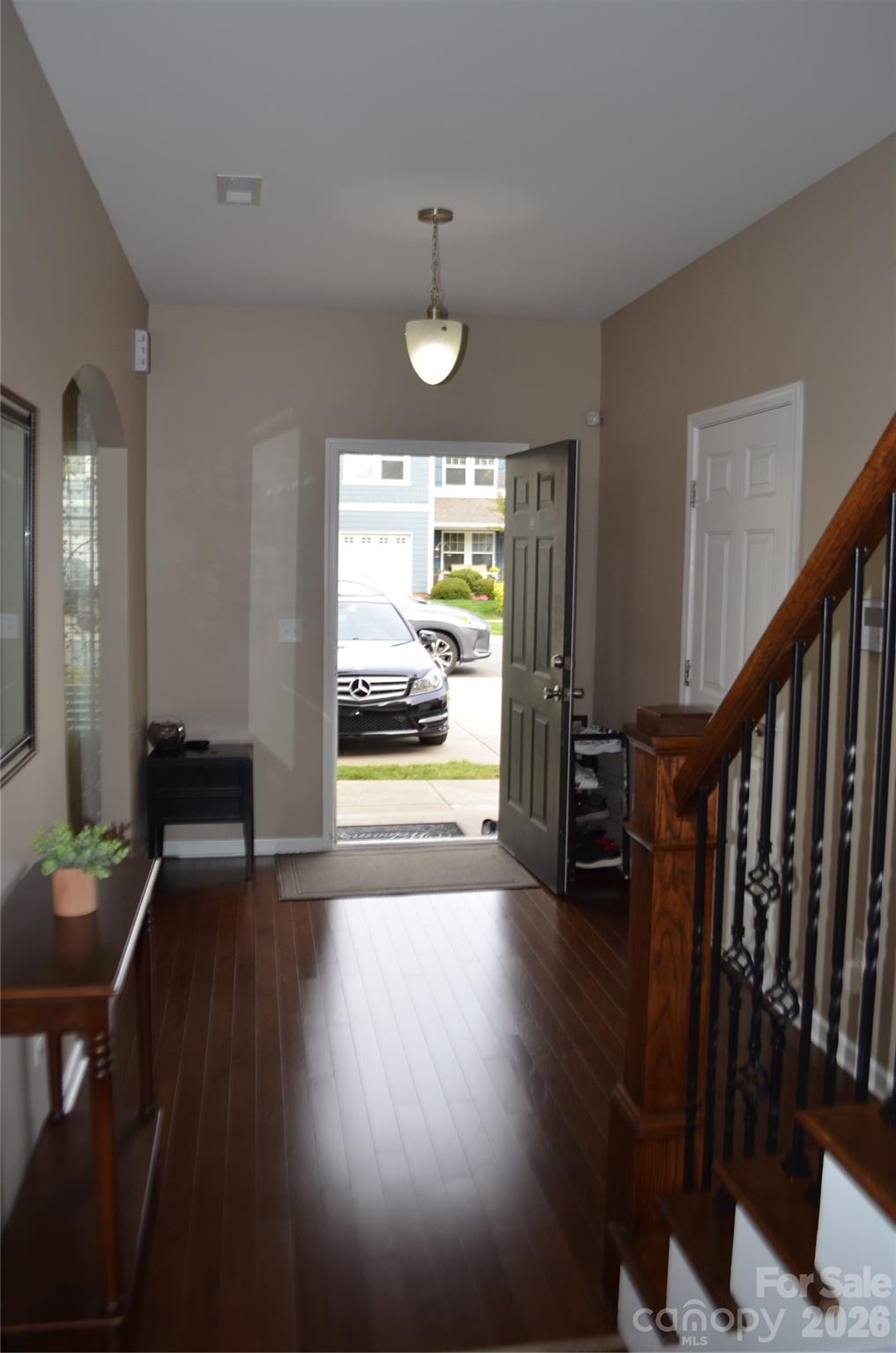 4549 Tradd Circle Property Photo 5