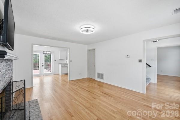 2501 Olde Whitehall Road Property Photo 5