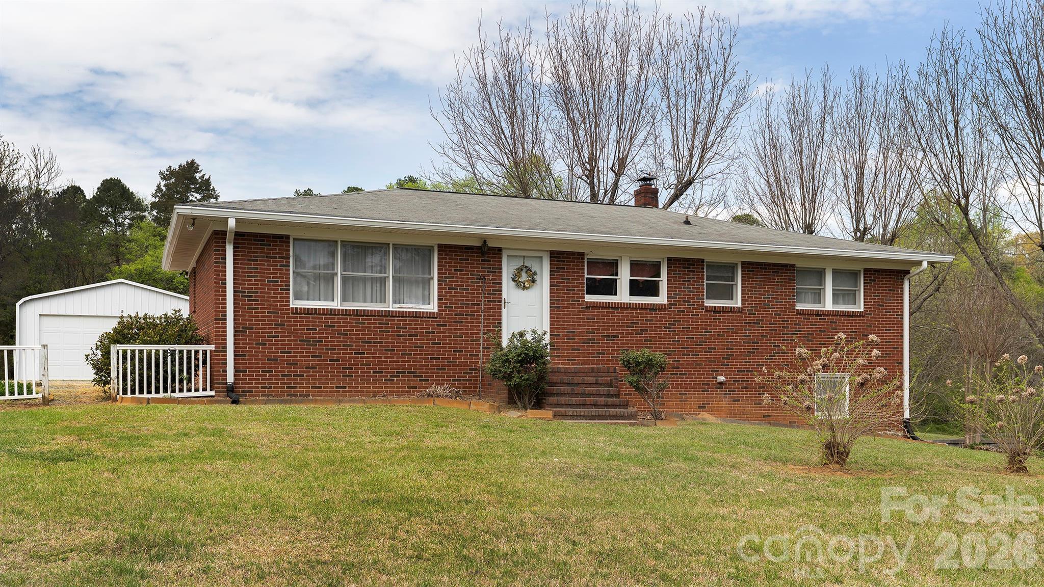 2700 Mount Pleasant Road Property Photo 1