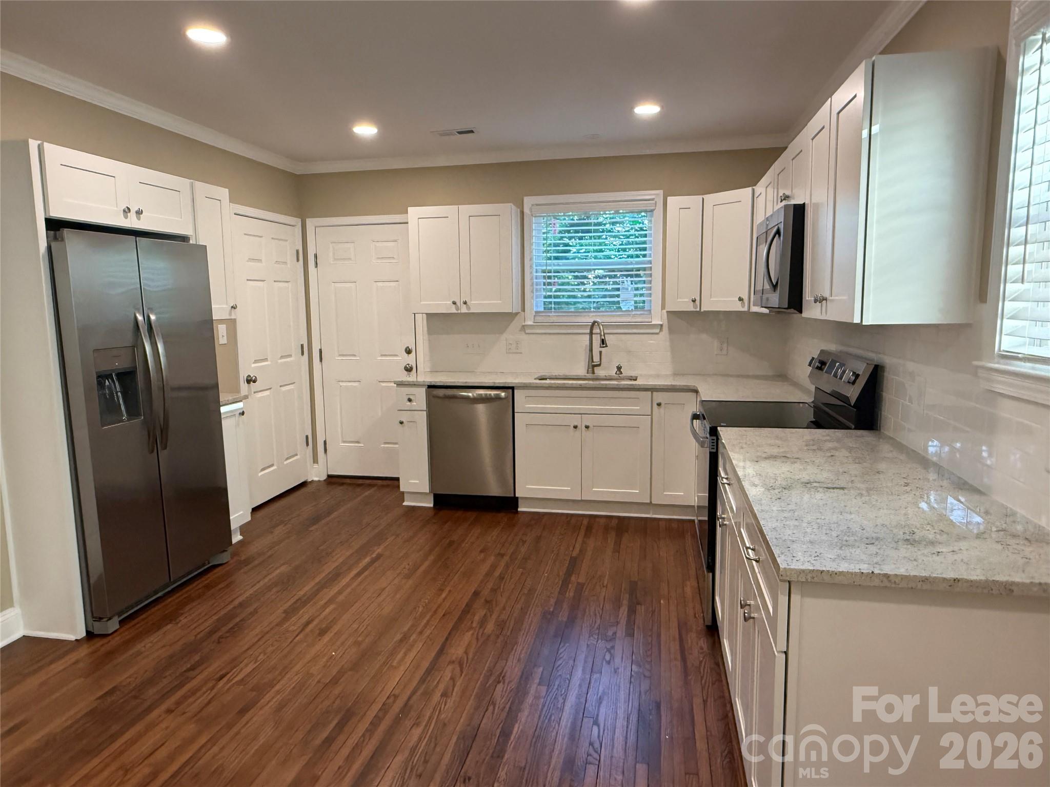 432 Keswick Avenue Property Photo 7
