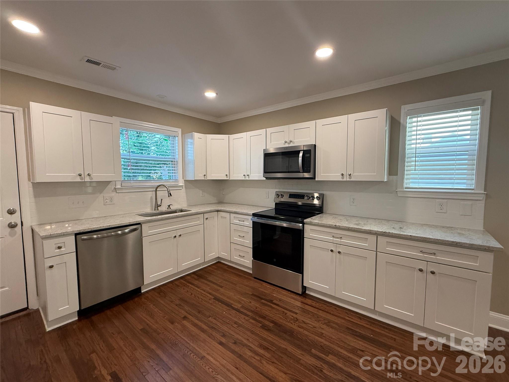 432 Keswick Avenue Property Photo 8