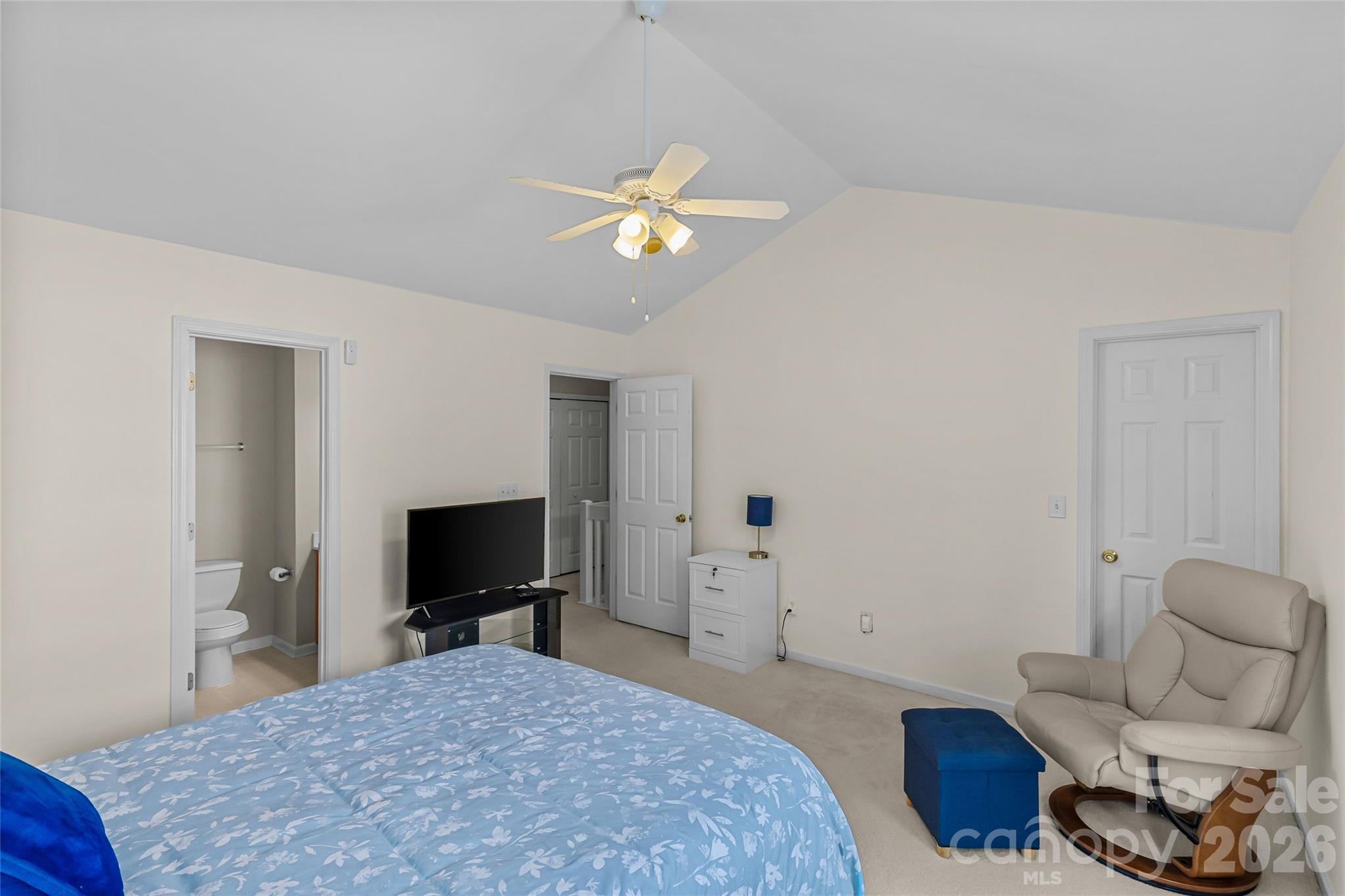8733 Robinson Forest Drive Property Photo 21