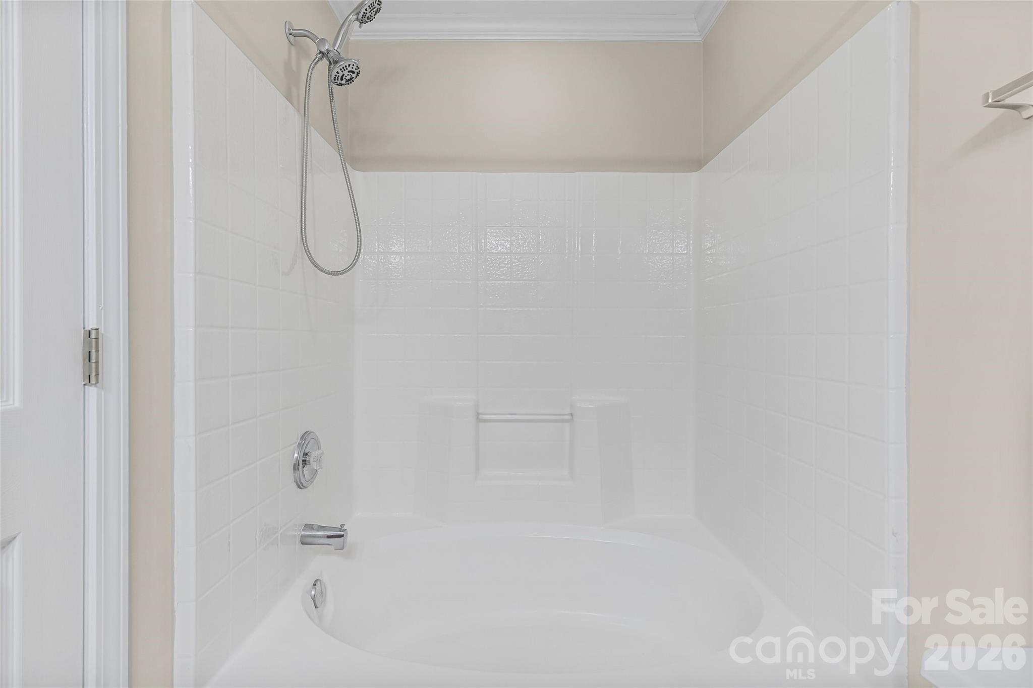 8733 Robinson Forest Drive Property Photo 23