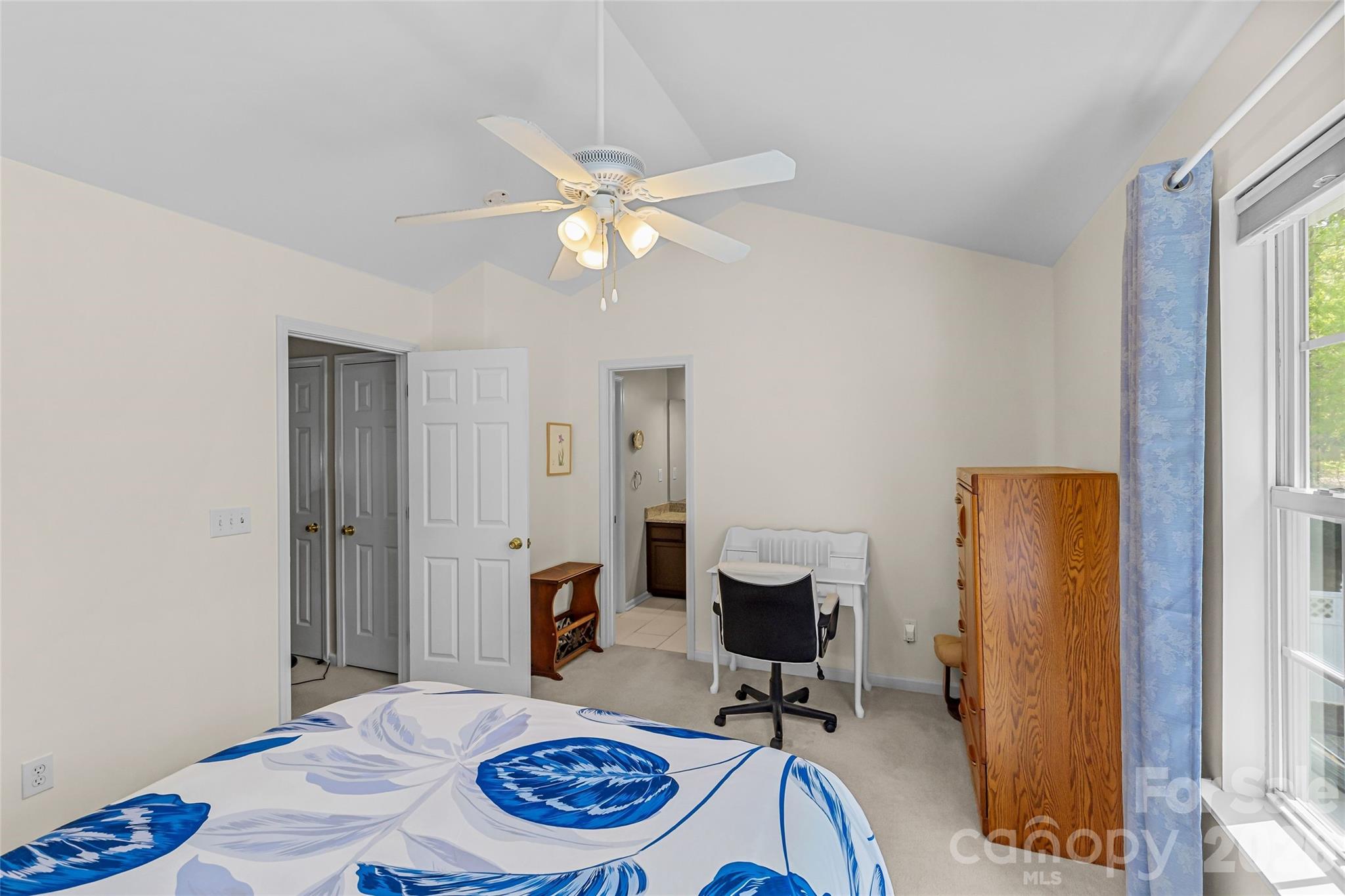 8733 Robinson Forest Drive Property Photo 26