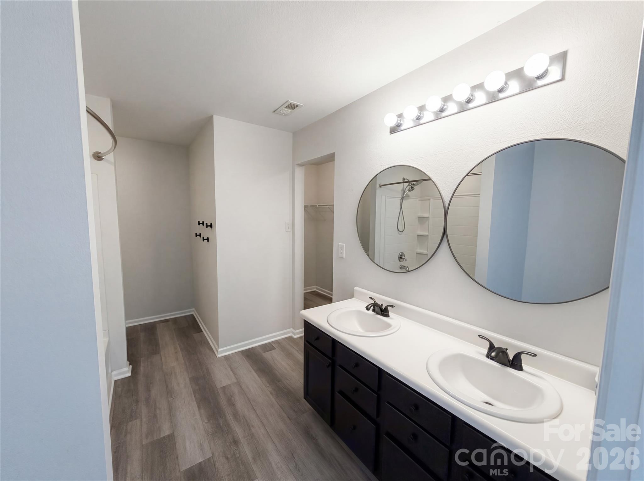 416 Inverness Lane Property Photo 13