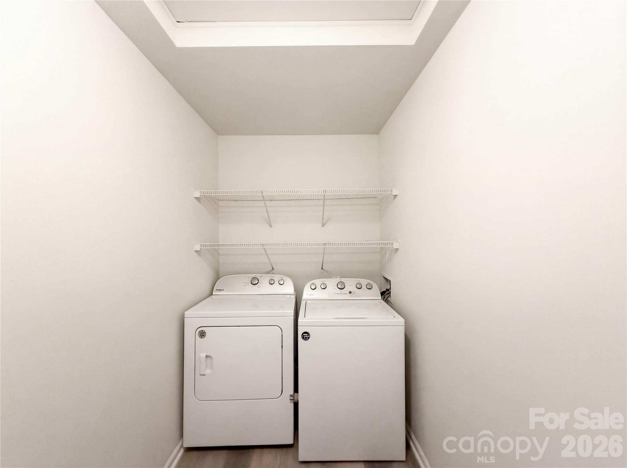 416 Inverness Lane Property Photo 19