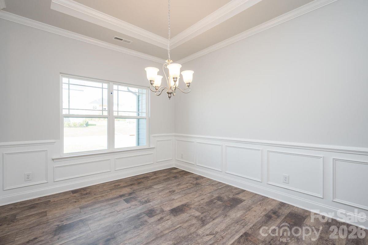 1007 Penarth Drive 18 Property Photo 6