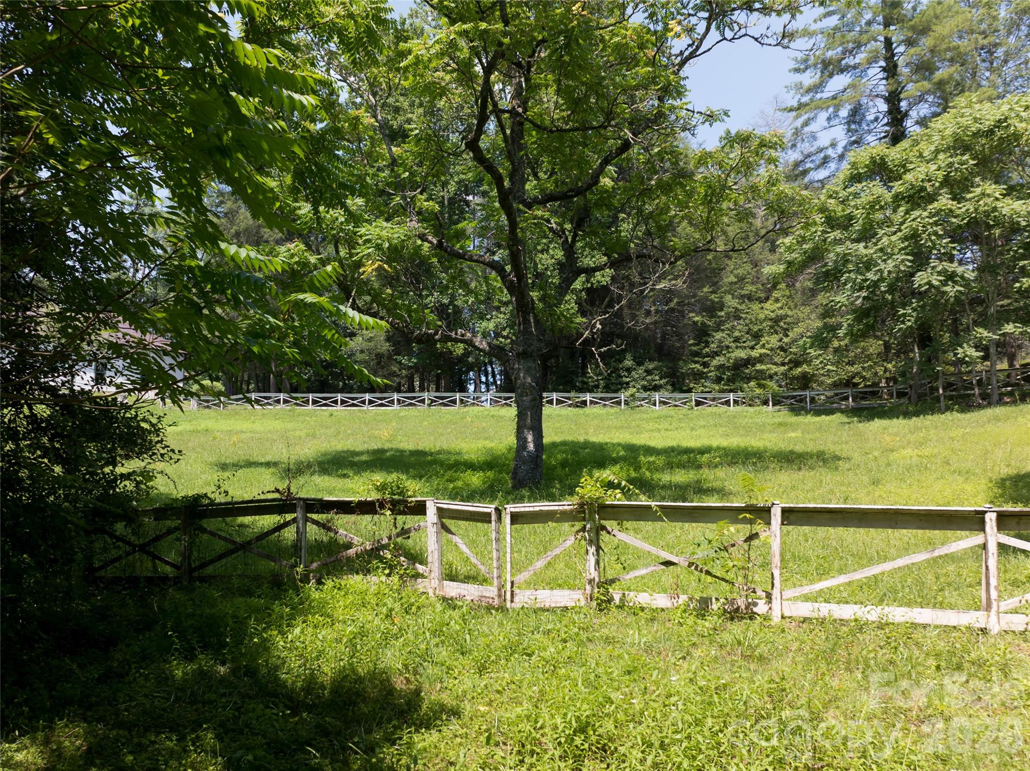 34 Oak Gate Drive Property Photo 1
