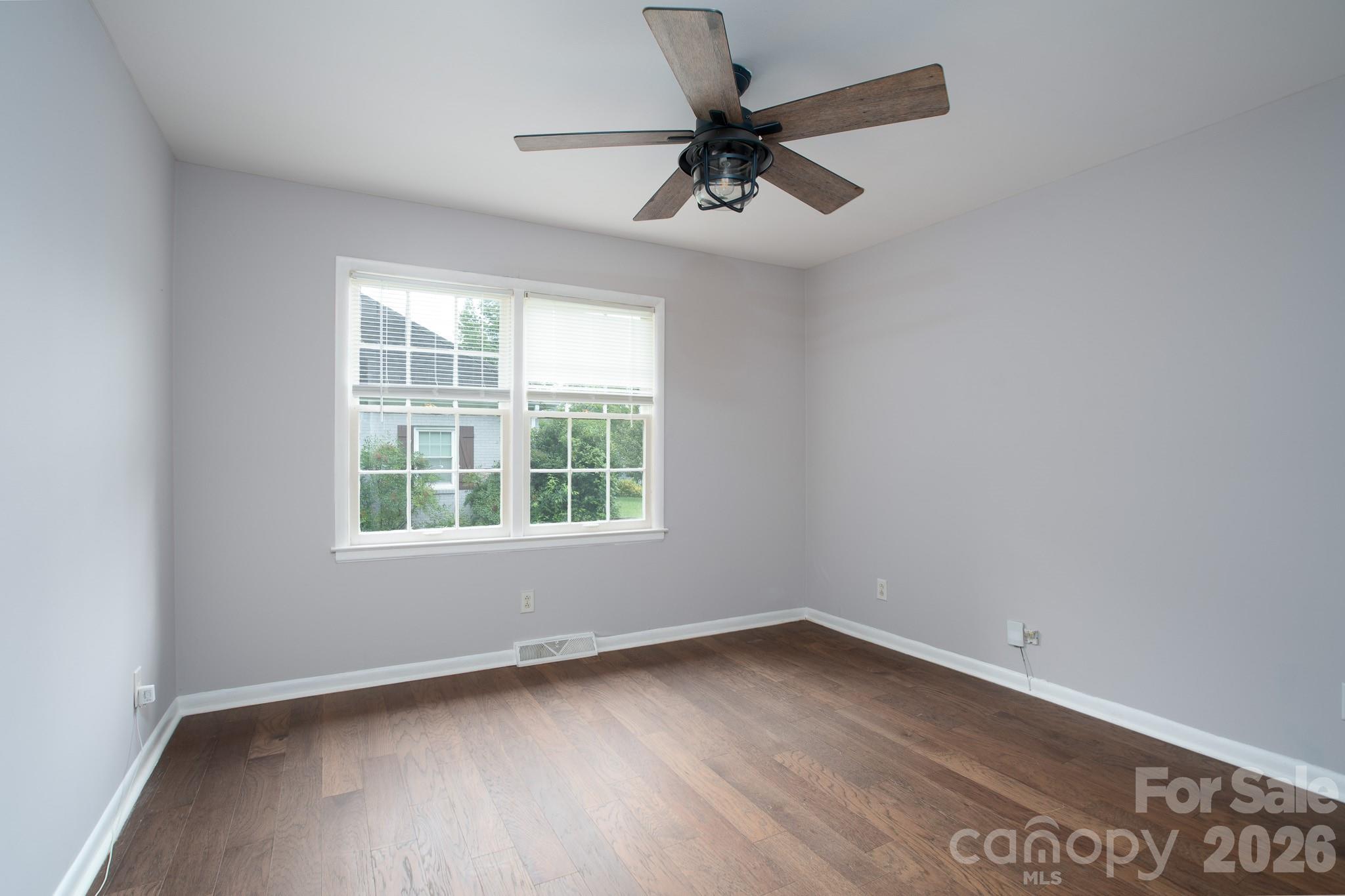 5742 Faulconbridge Road Property Photo 12
