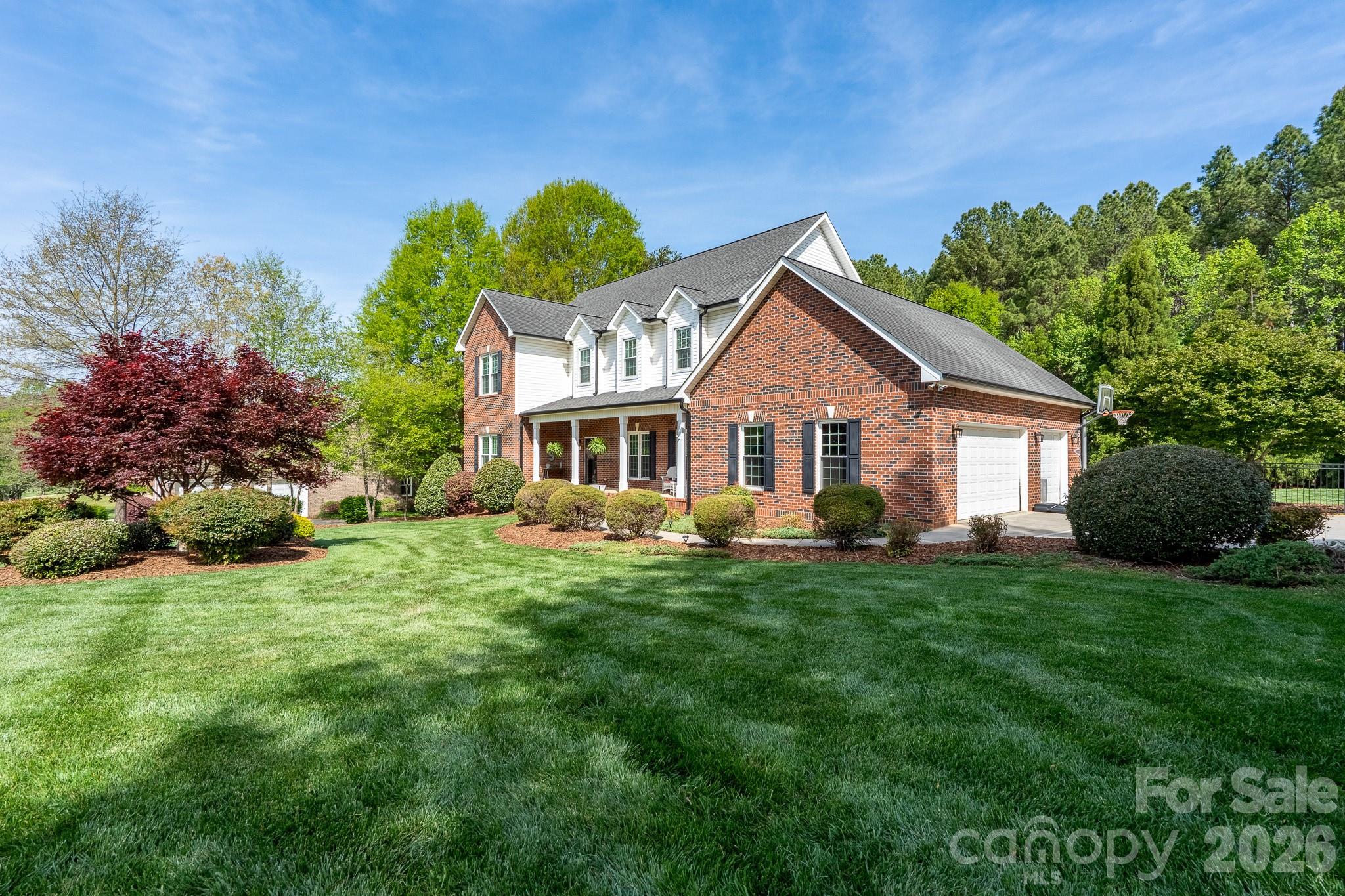 176 Spring Forest Drive Property Photo 3