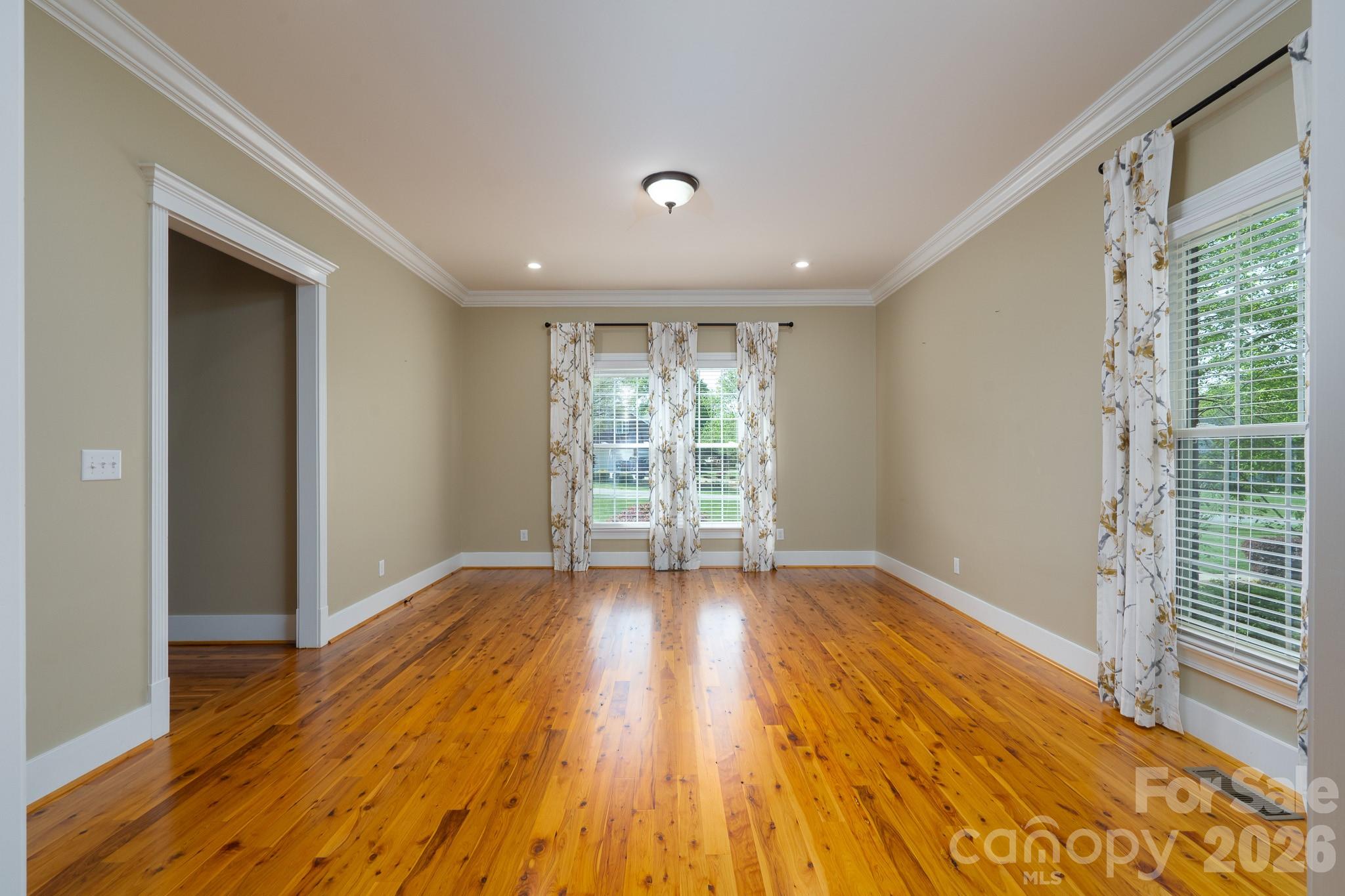 176 Spring Forest Drive Property Photo 14