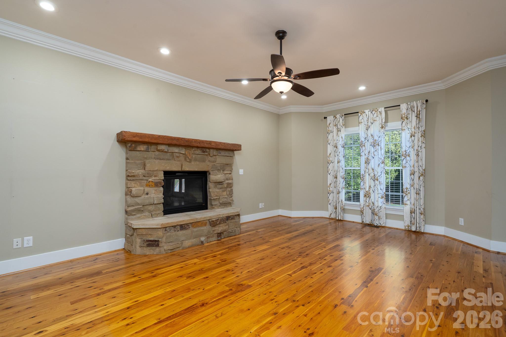 176 Spring Forest Drive Property Photo 16