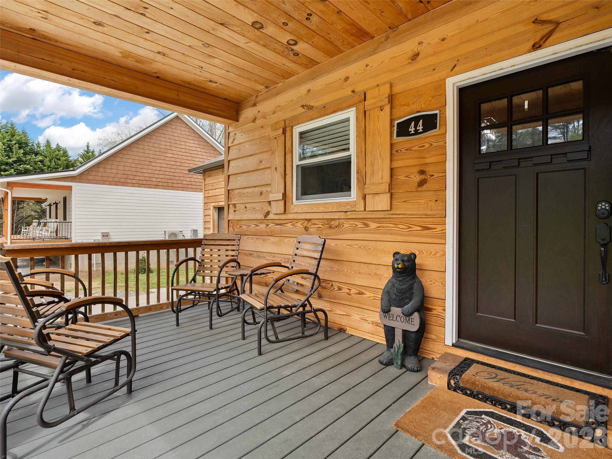 44 Rapid Waters Way Property Photo 2