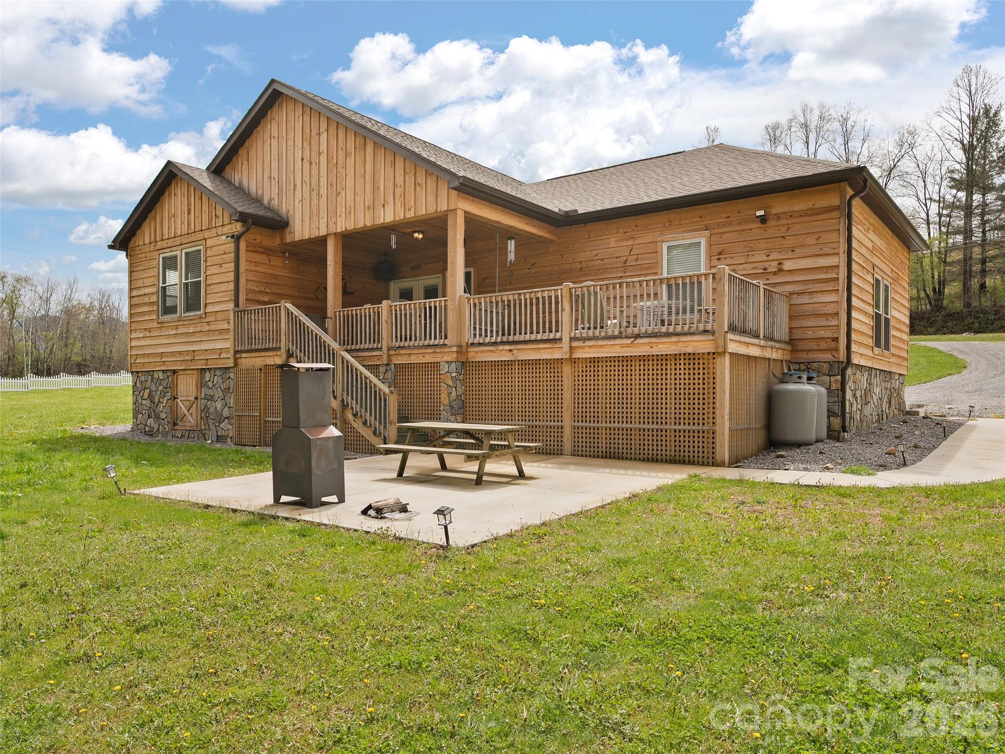 44 Rapid Waters Way Property Photo 26