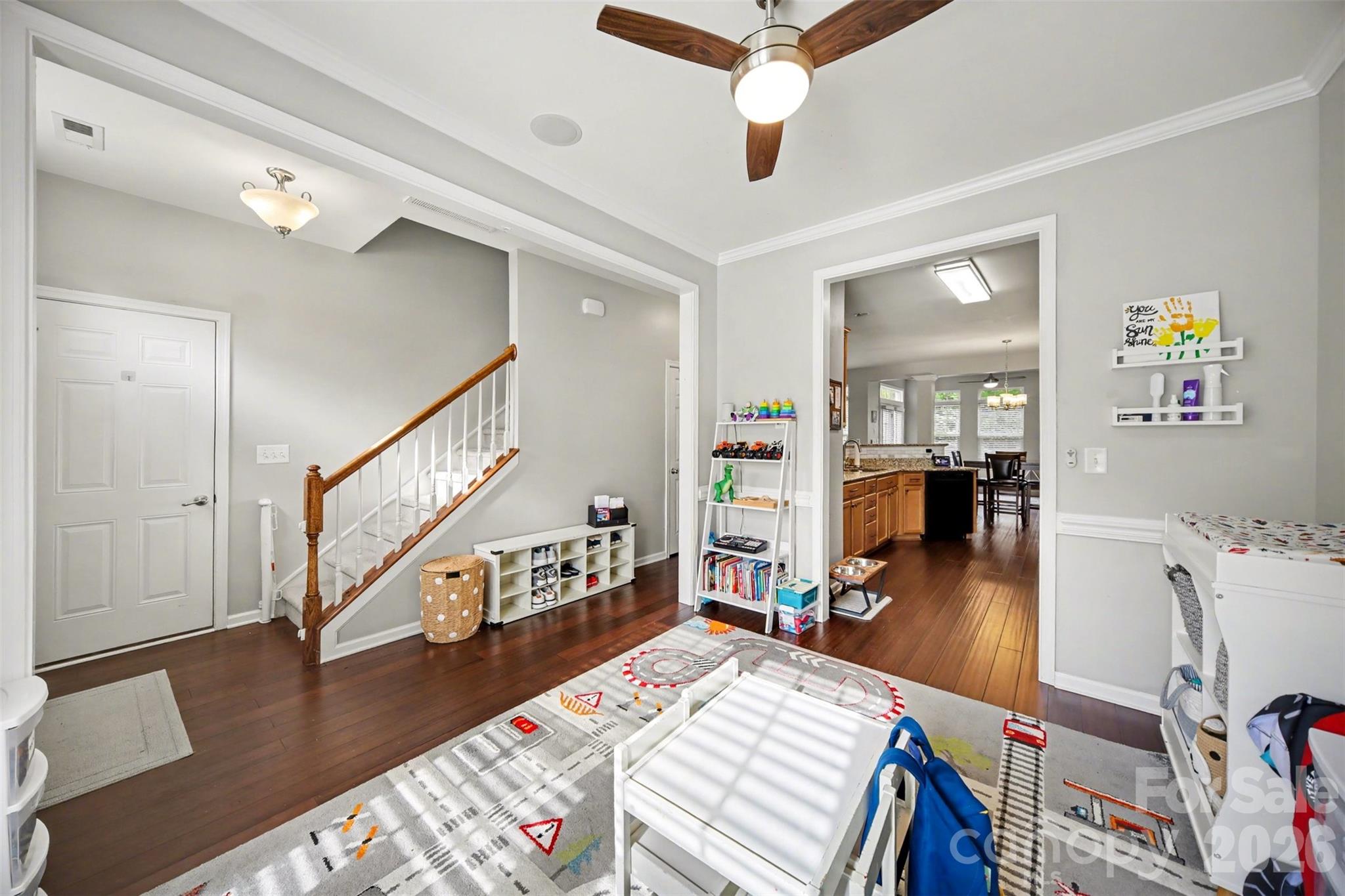 5705 Mossdale Lane Property Photo 5