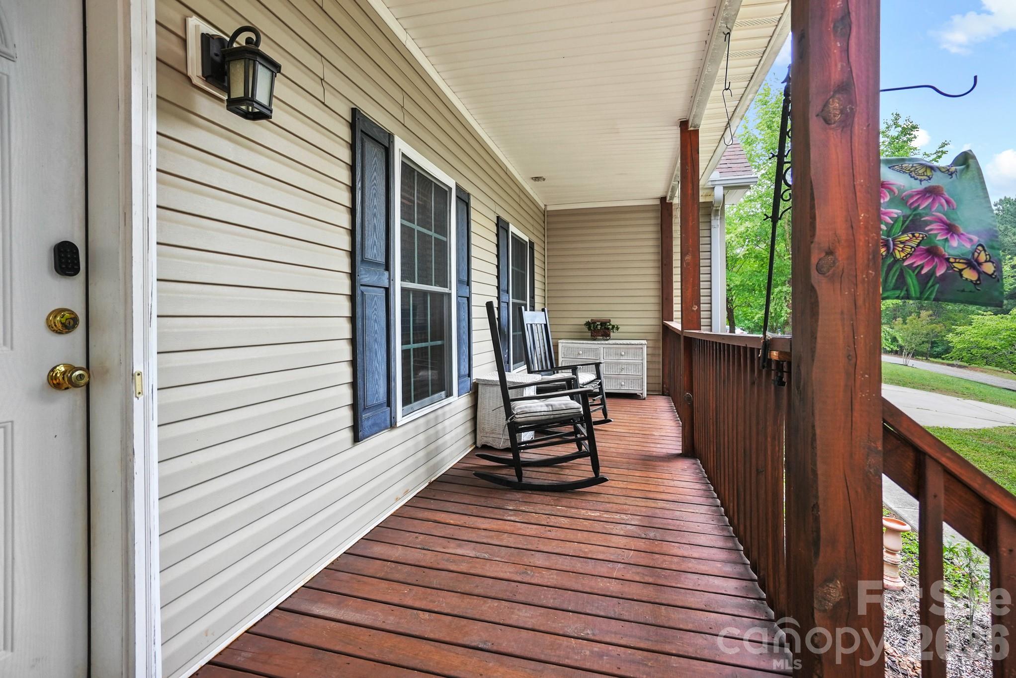 4376 Scenic View Court Property Photo 2