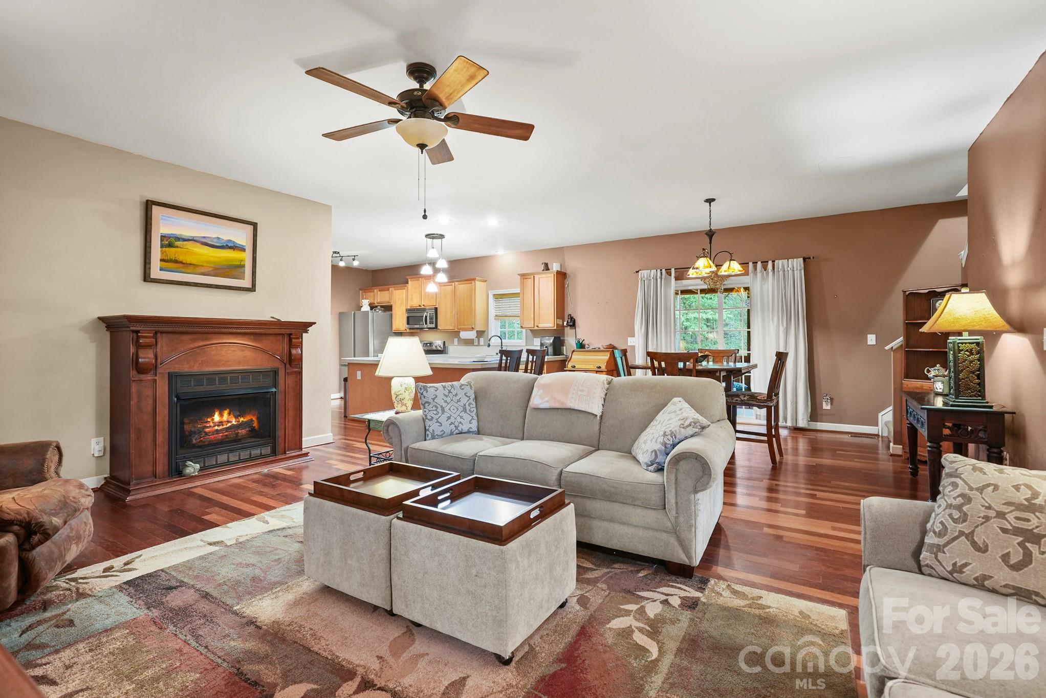 4376 Scenic View Court Property Photo 4