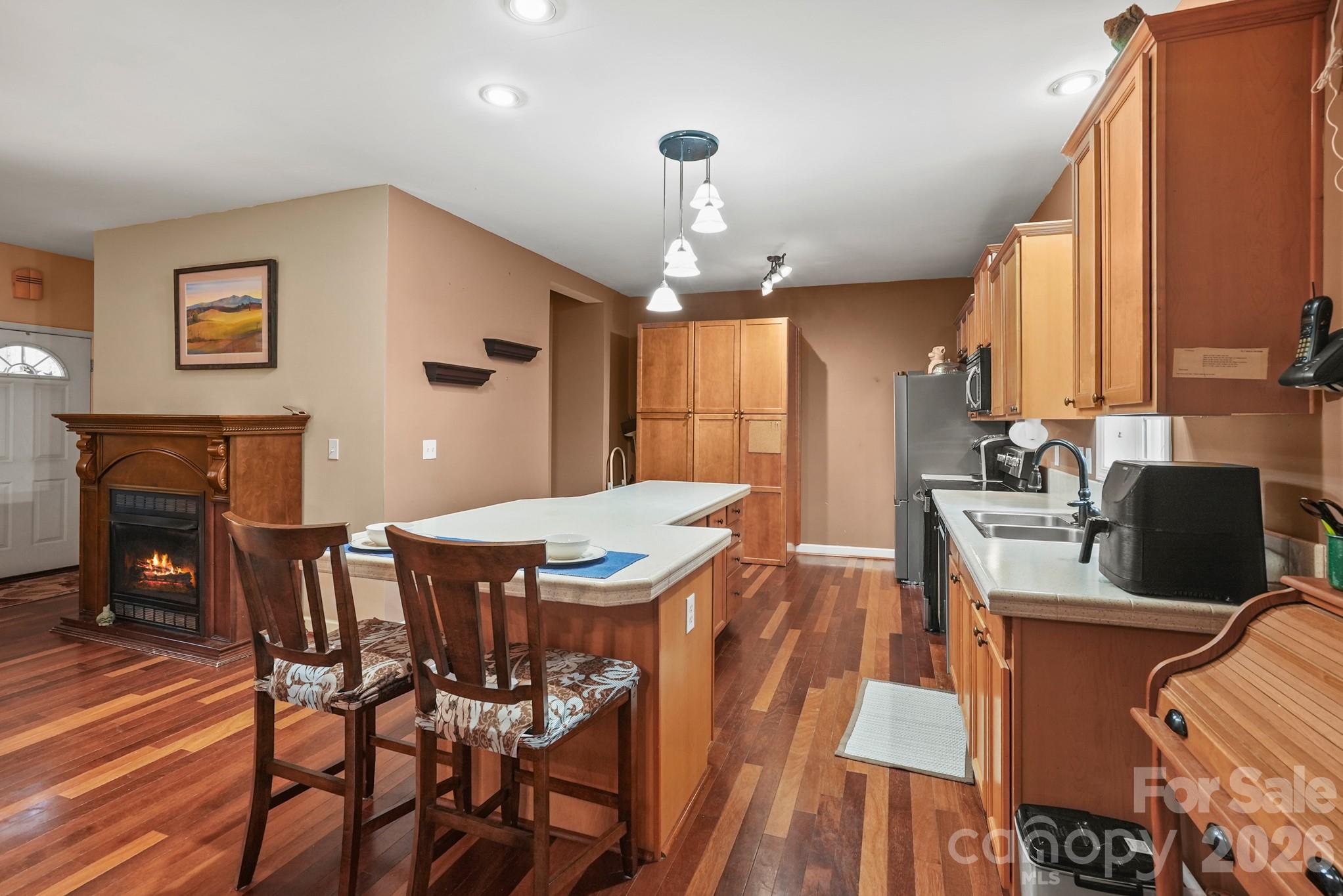 4376 Scenic View Court Property Photo 7