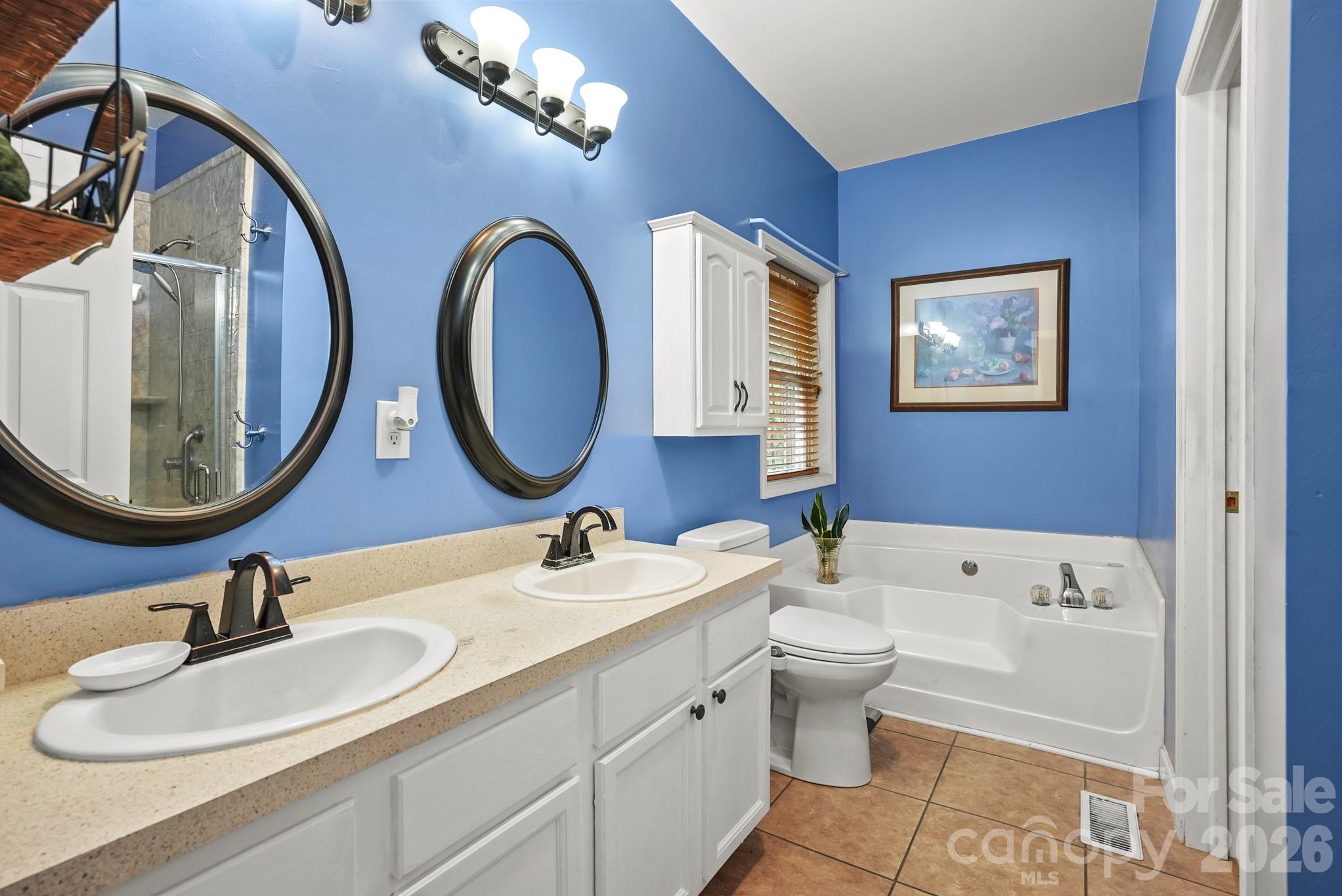 4376 Scenic View Court Property Photo 10