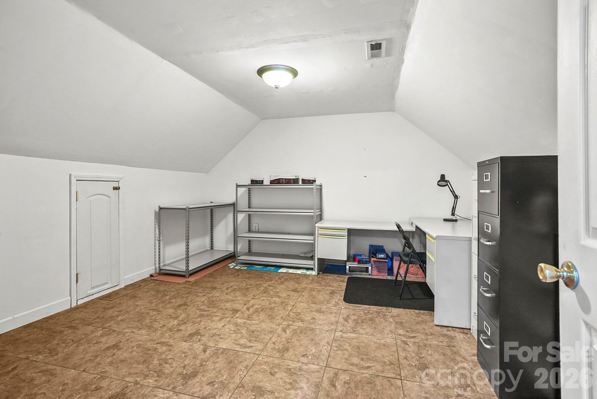 4376 Scenic View Court Property Photo 17
