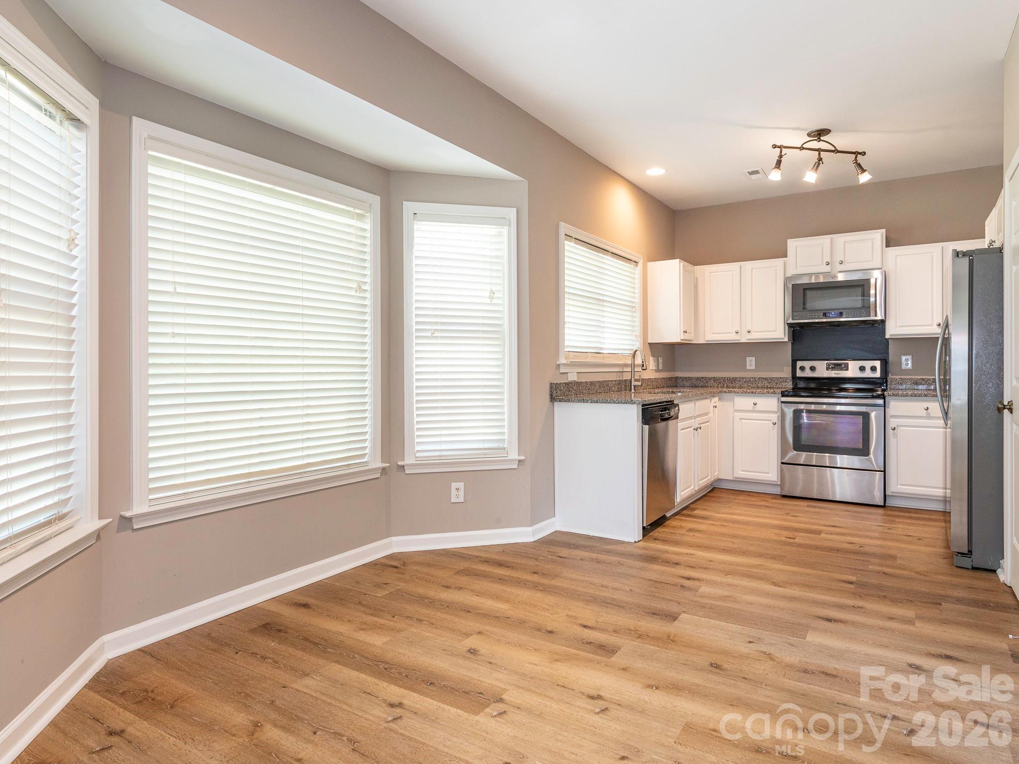 11709 Borchetta Drive Property Photo 6