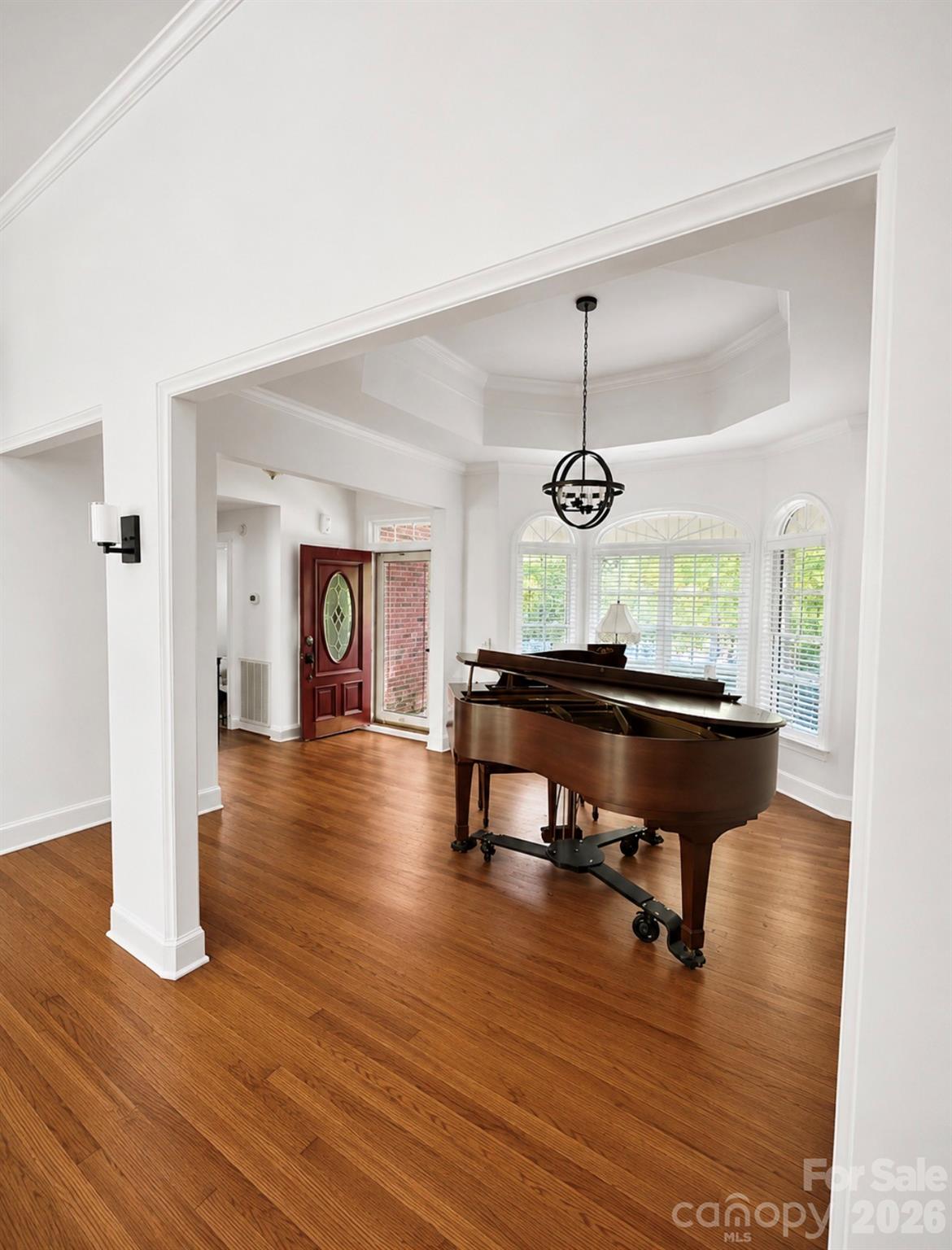 5406 Club View Drive Property Photo 5