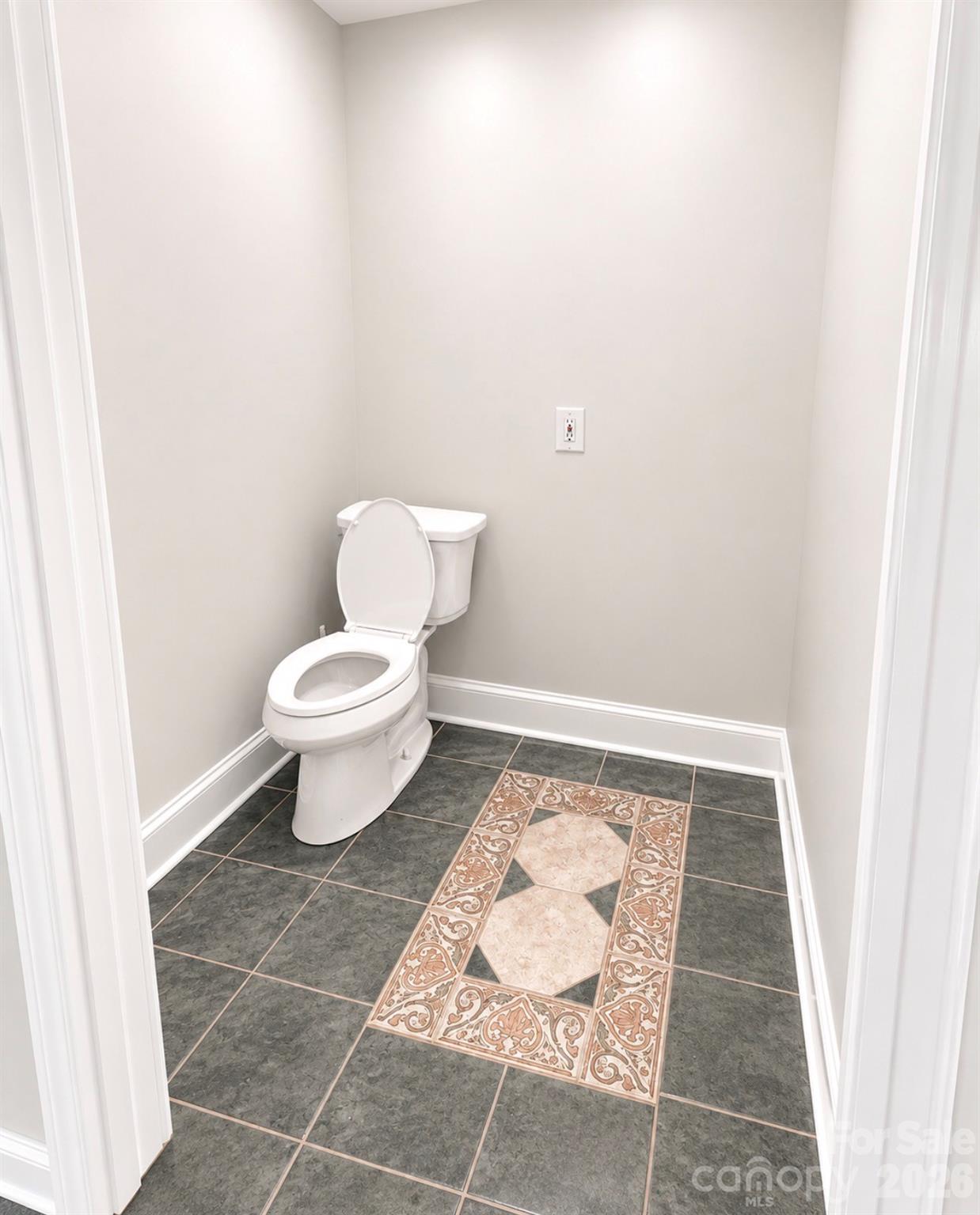 5406 Club View Drive Property Photo 20