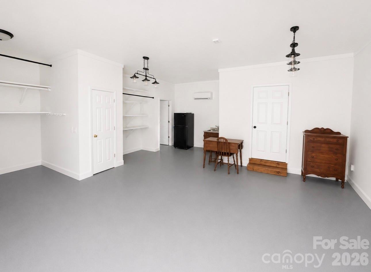 5406 Club View Drive Property Photo 37