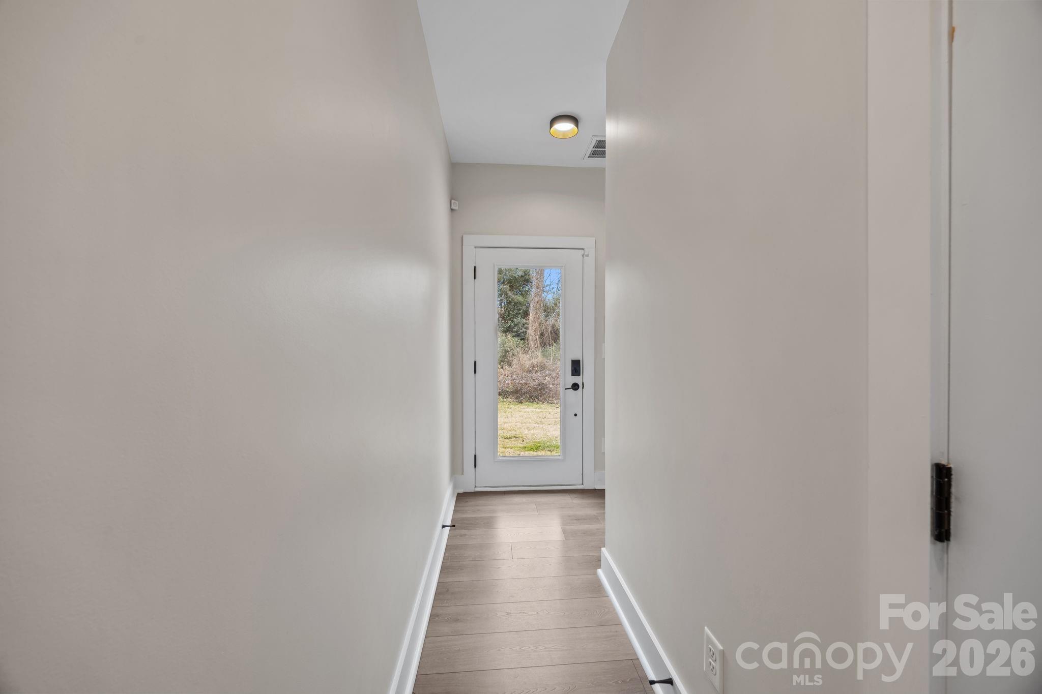 513 Strong Avenue Property Photo 10