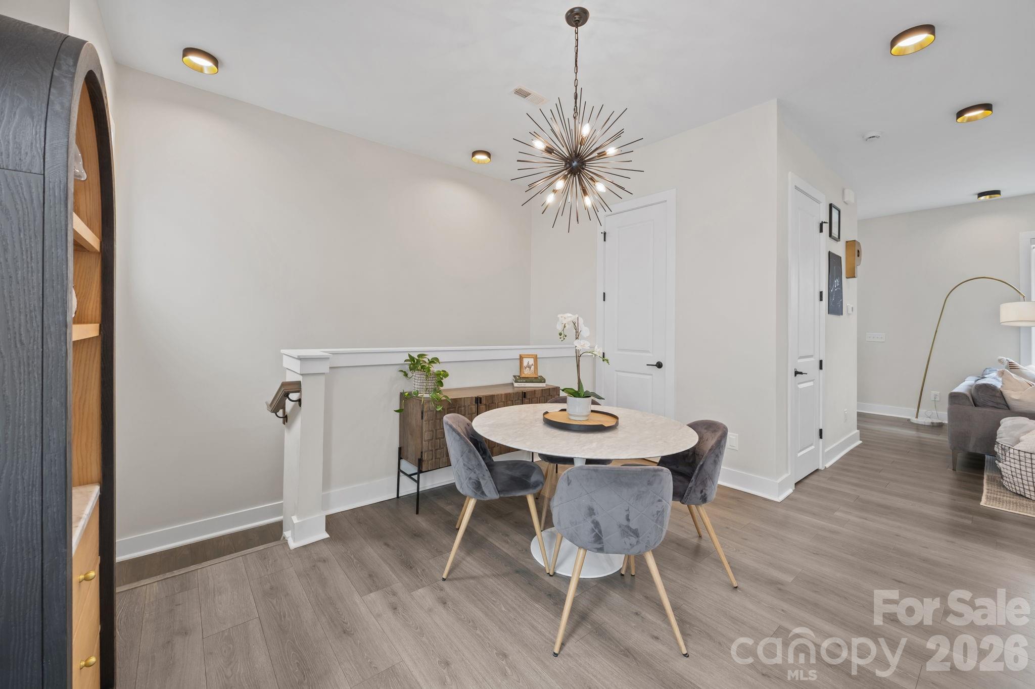 513 Strong Avenue Property Photo 15
