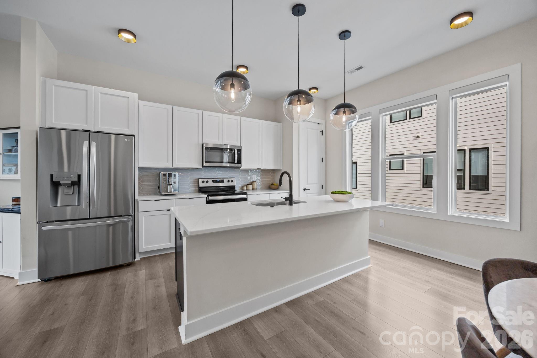 513 Strong Avenue Property Photo 17
