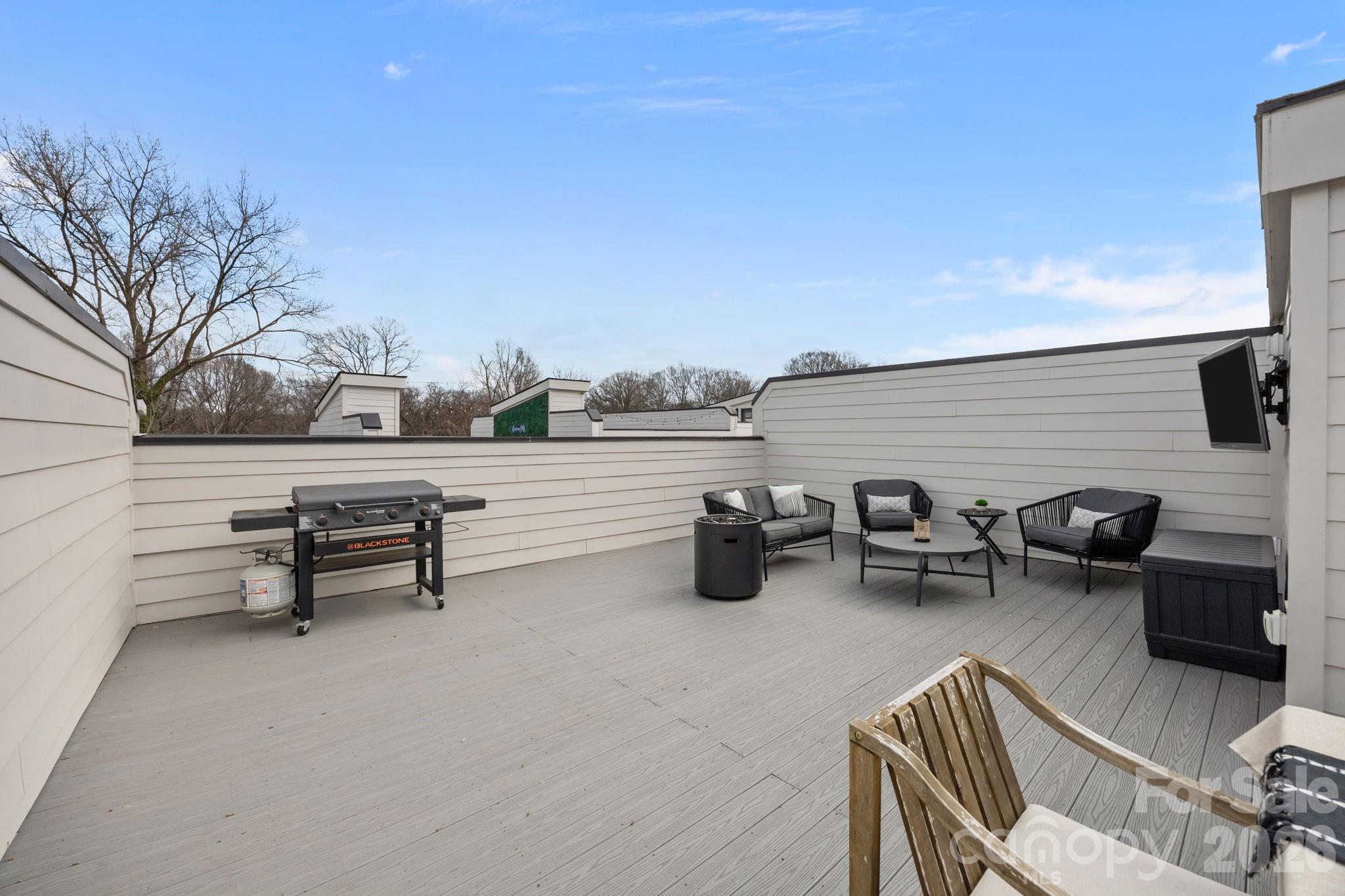 513 Strong Avenue Property Photo 32