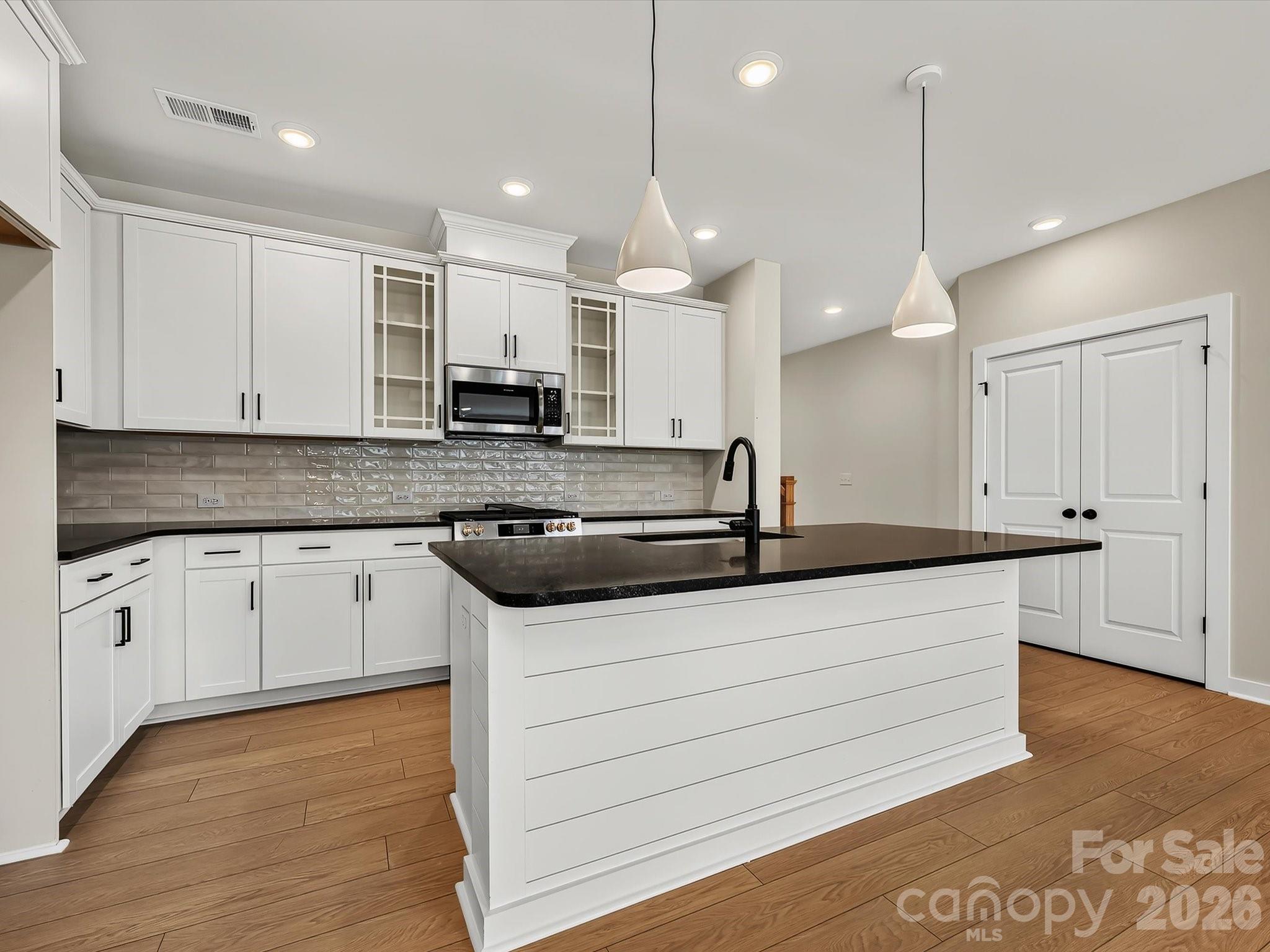 11411 Prosperity Church Road Property Photo 7